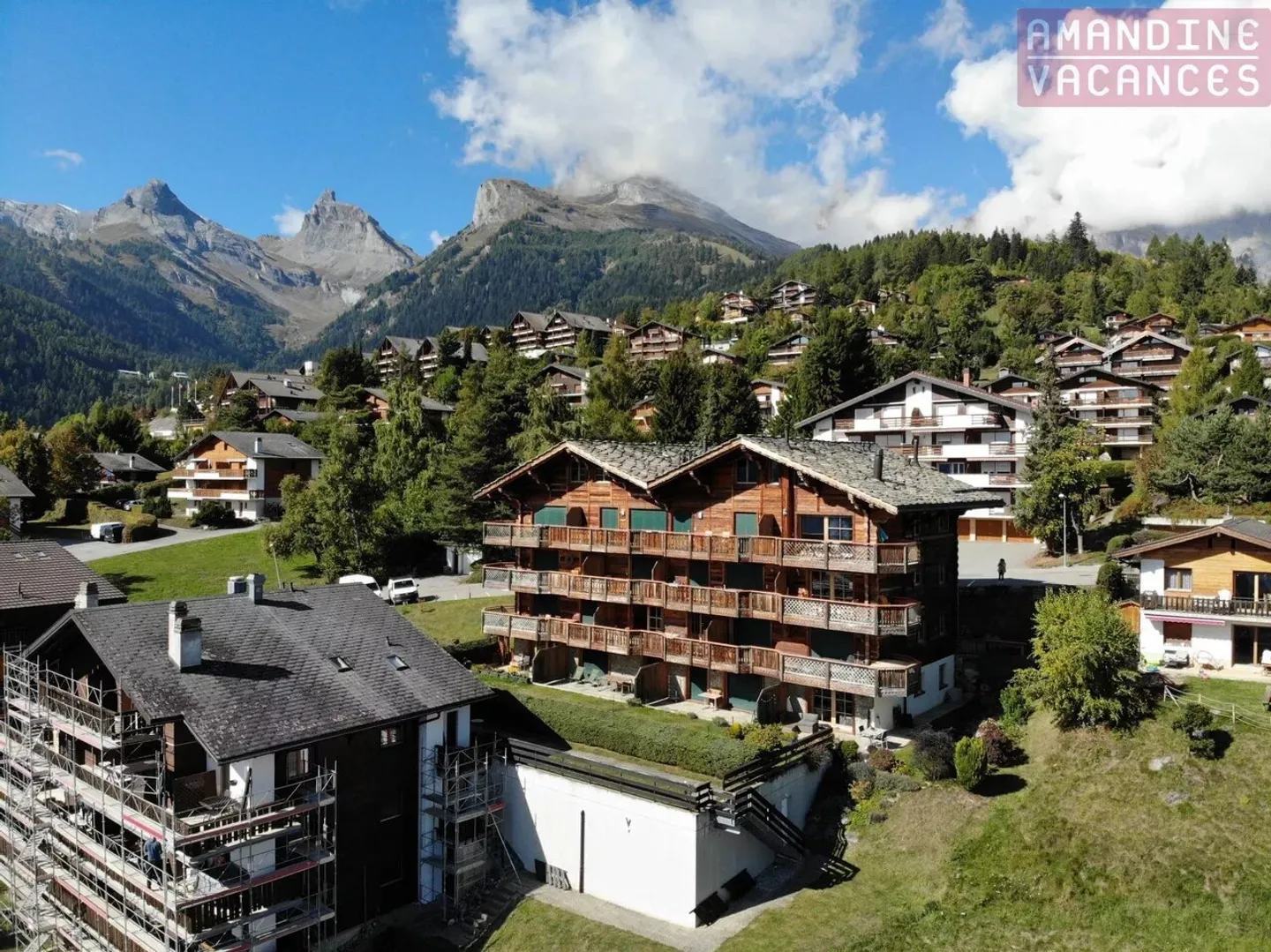 Saison hiver: superbe appartement cosy de 2,5 pièces dans une résidence de standing - Photo 13 sur 13