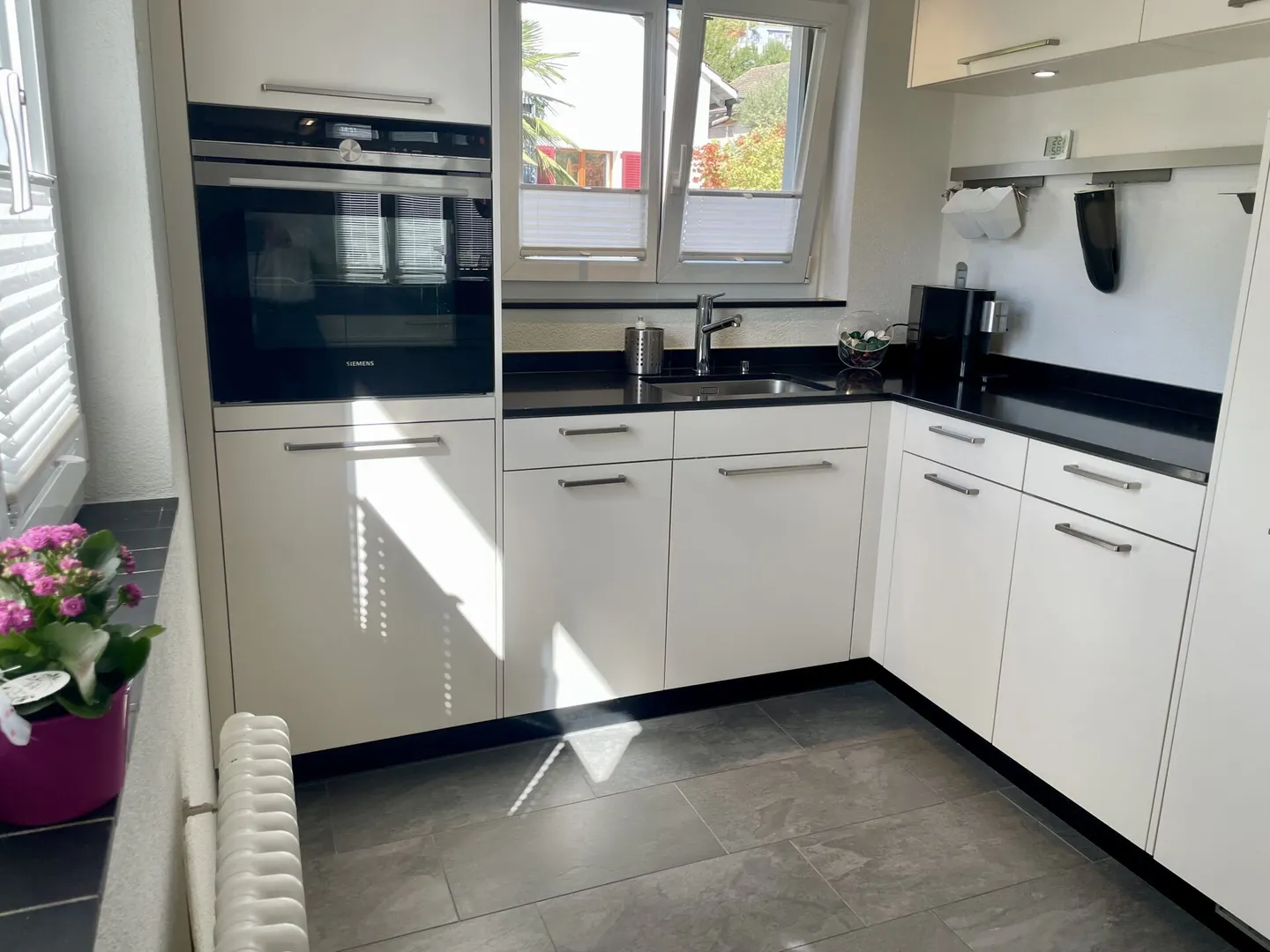 Maison individuelle et nouvellement rénovée avec réserves d'extension - Photo 4 sur 10