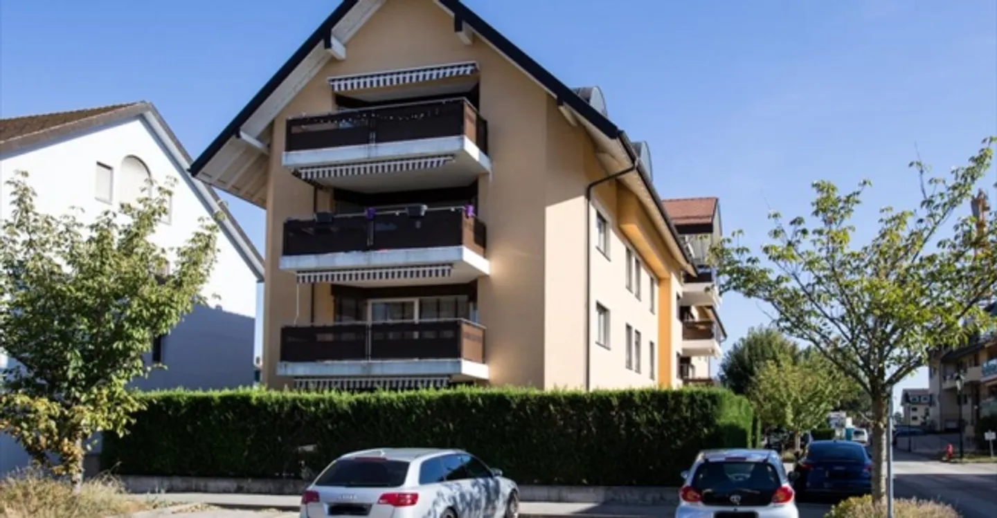 Mischgenutztes Gebäude mieten - Foto 3 von 9