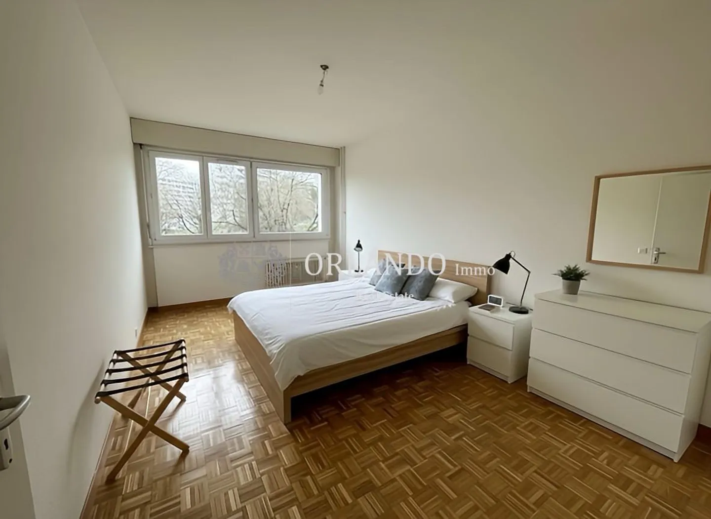 Geräumige Wohnung mit Balkon - Foto 3 von 8
