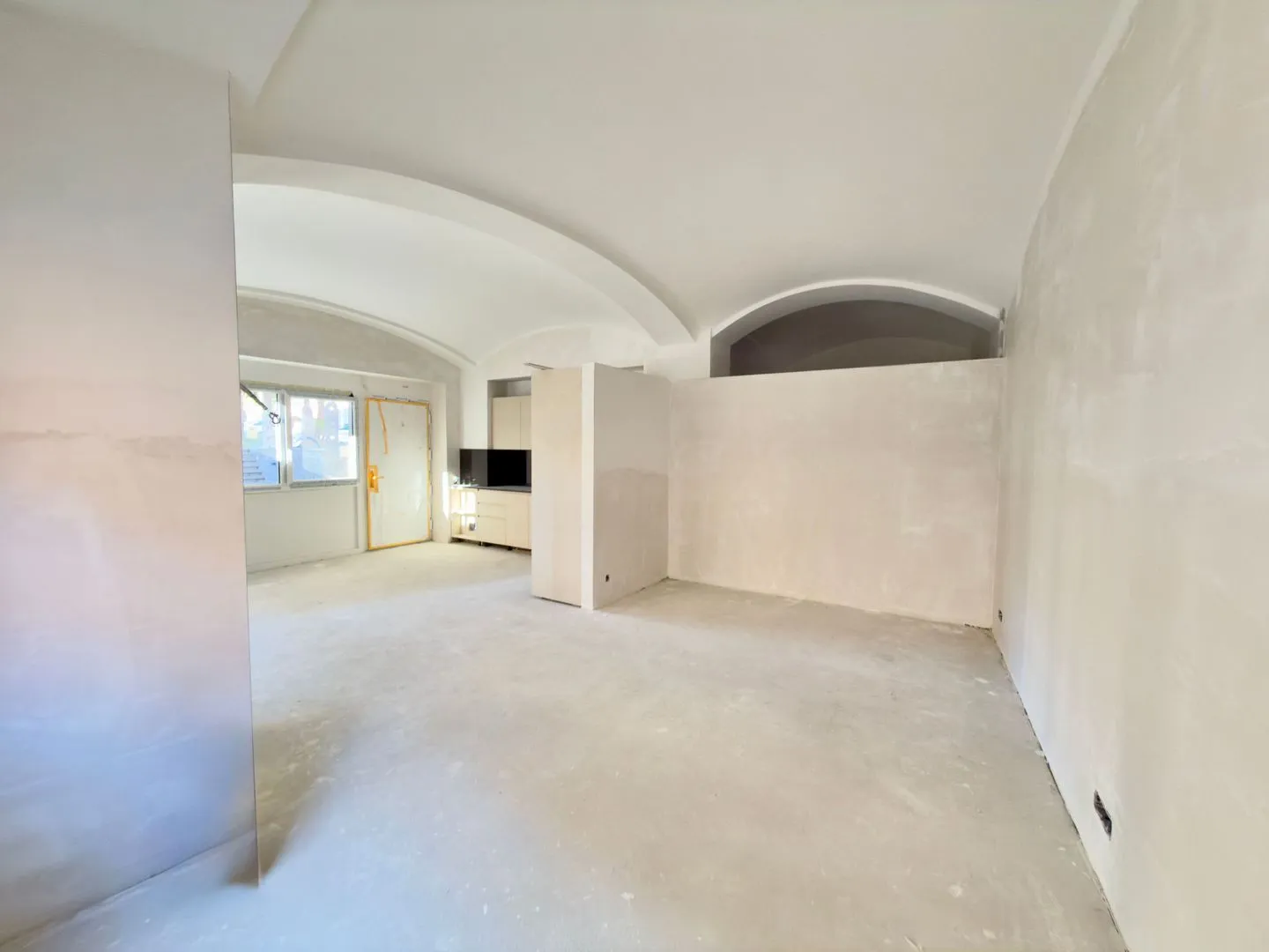 Res. Camelia : 3 appartements de 2 ½ et 3 ½ pièces en rénovation - Photo 2 sur 8