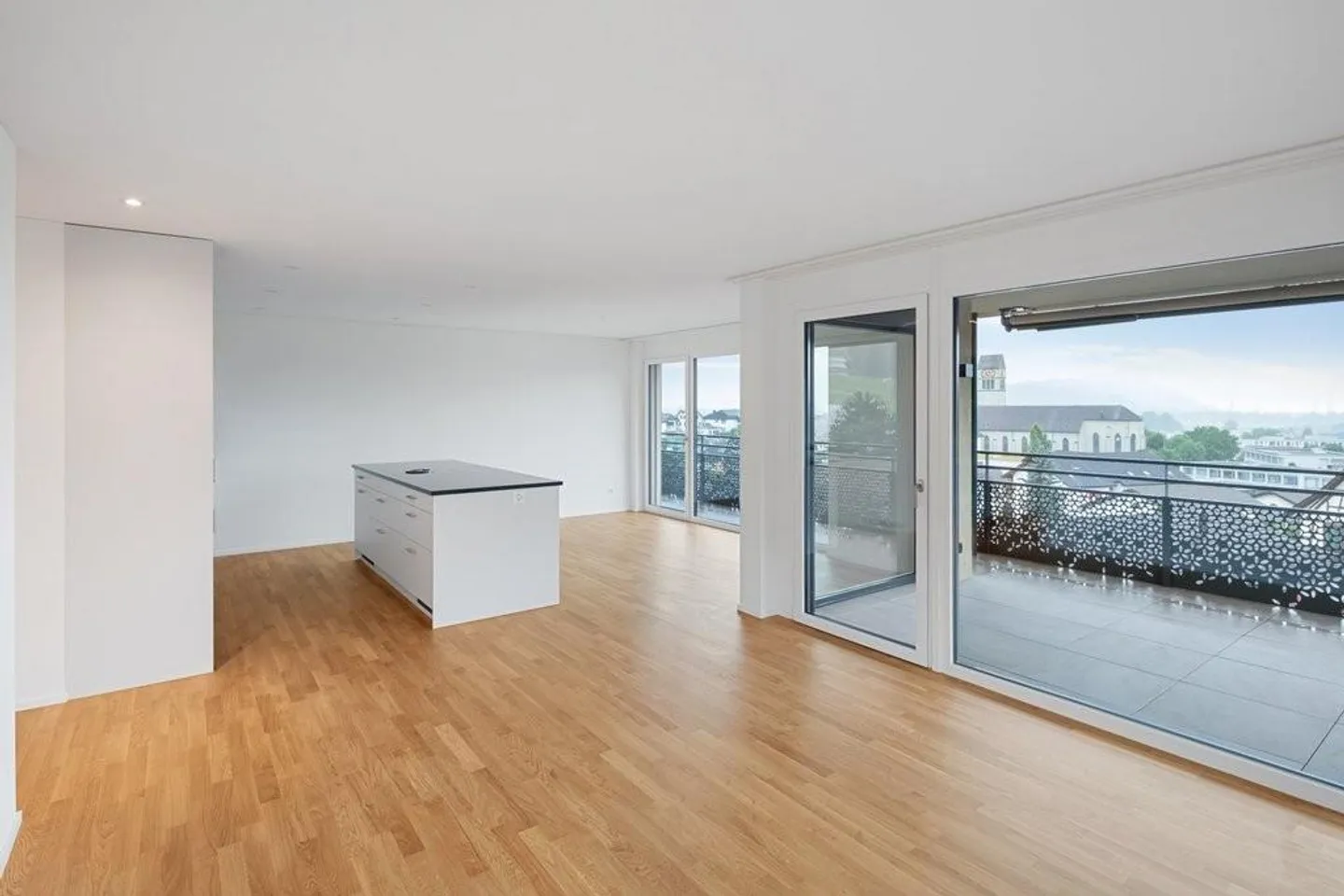 Modern apartment in Ahornpark - Photo 3 of 7