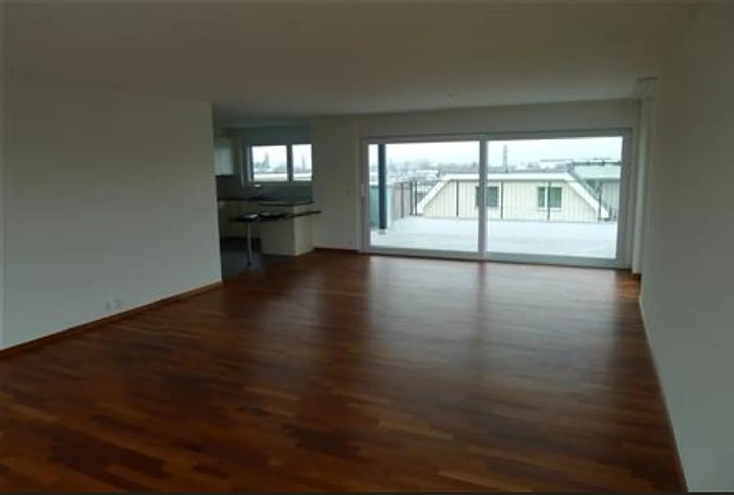 Modern 3.5-room apartment for rent in Nänikon - Photo 5 of 7