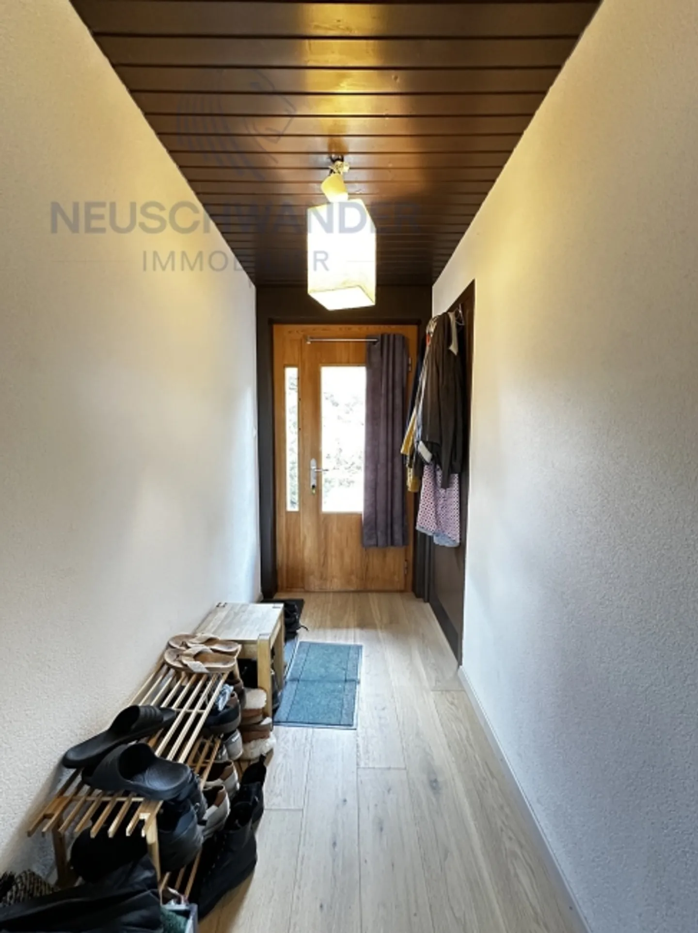 Luminoso, ben posizionato, pronto per essere abitato! - Foto 7 di 12