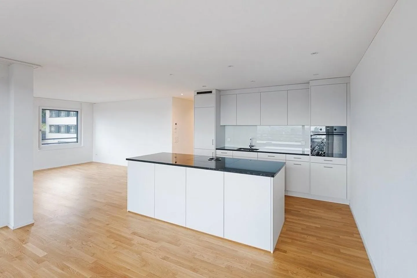 Modern apartment in Ahornpark - Photo 2 of 7