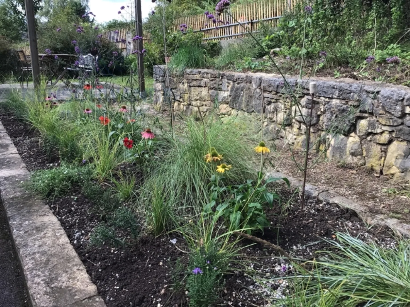 Luminoso, ben posizionato, pronto per essere abitato! - Foto 11 di 12