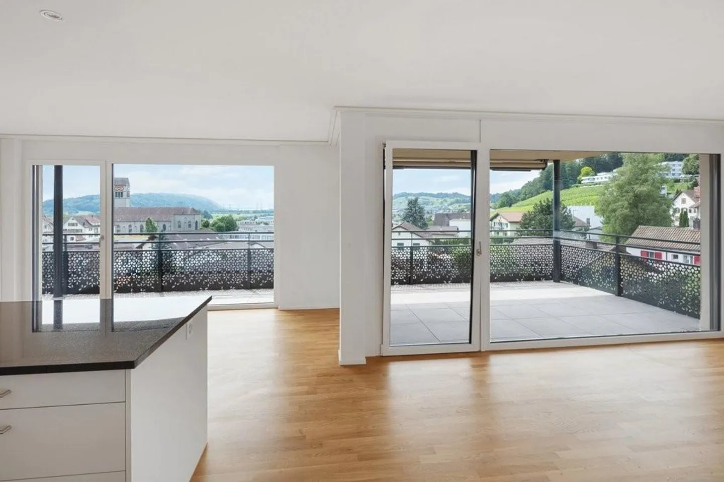 Modern apartment in Ahornpark - Photo 6 of 7