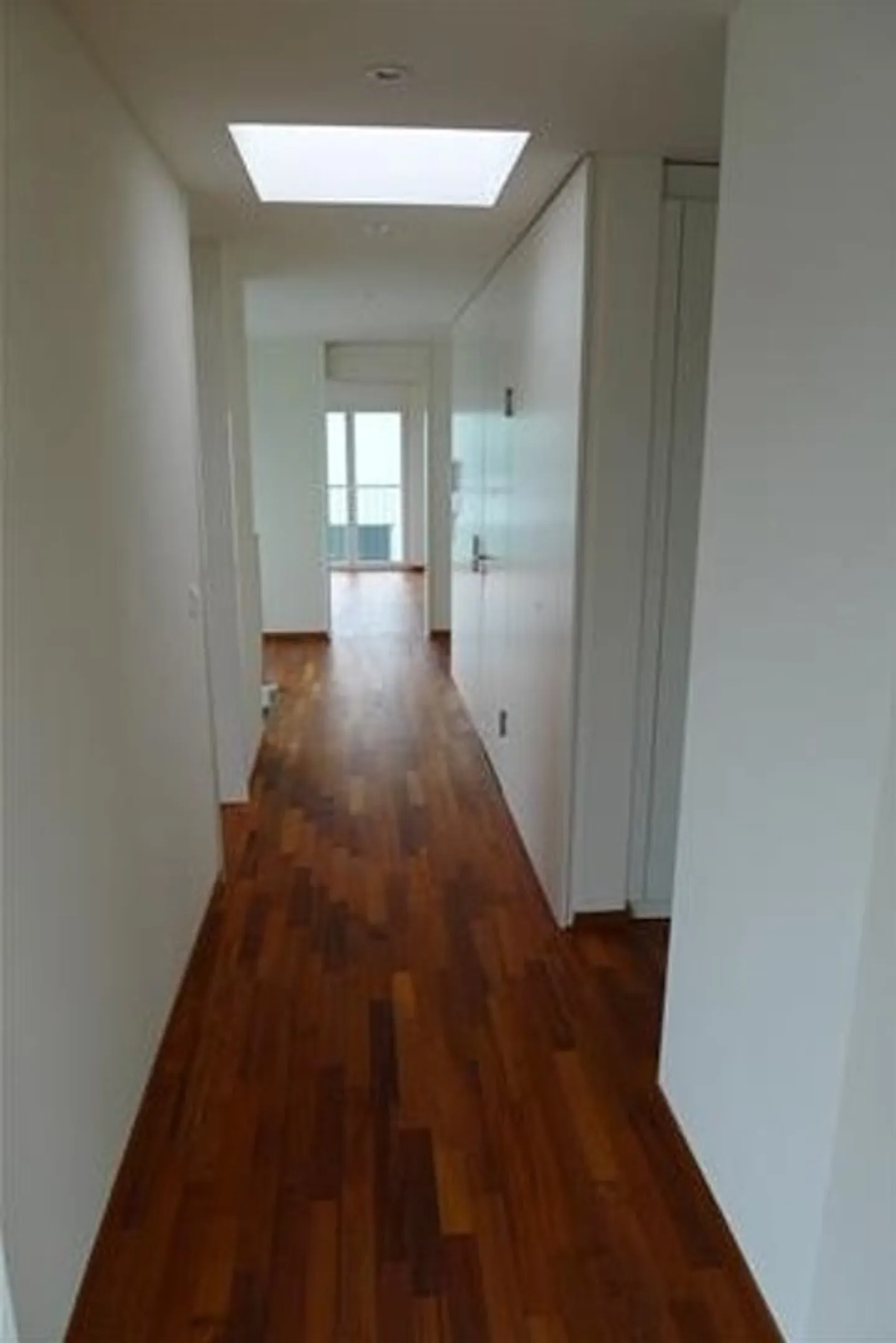 Modern 3.5-room apartment for rent in Nänikon - Photo 7 of 7