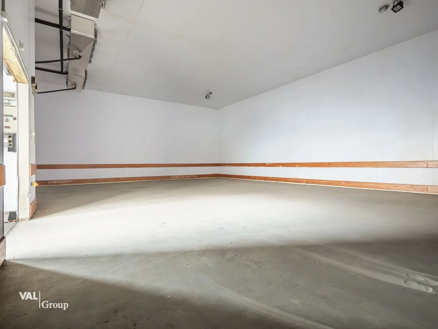 Magnifique surface commerciale de 170m2 - Photo 6 of 8