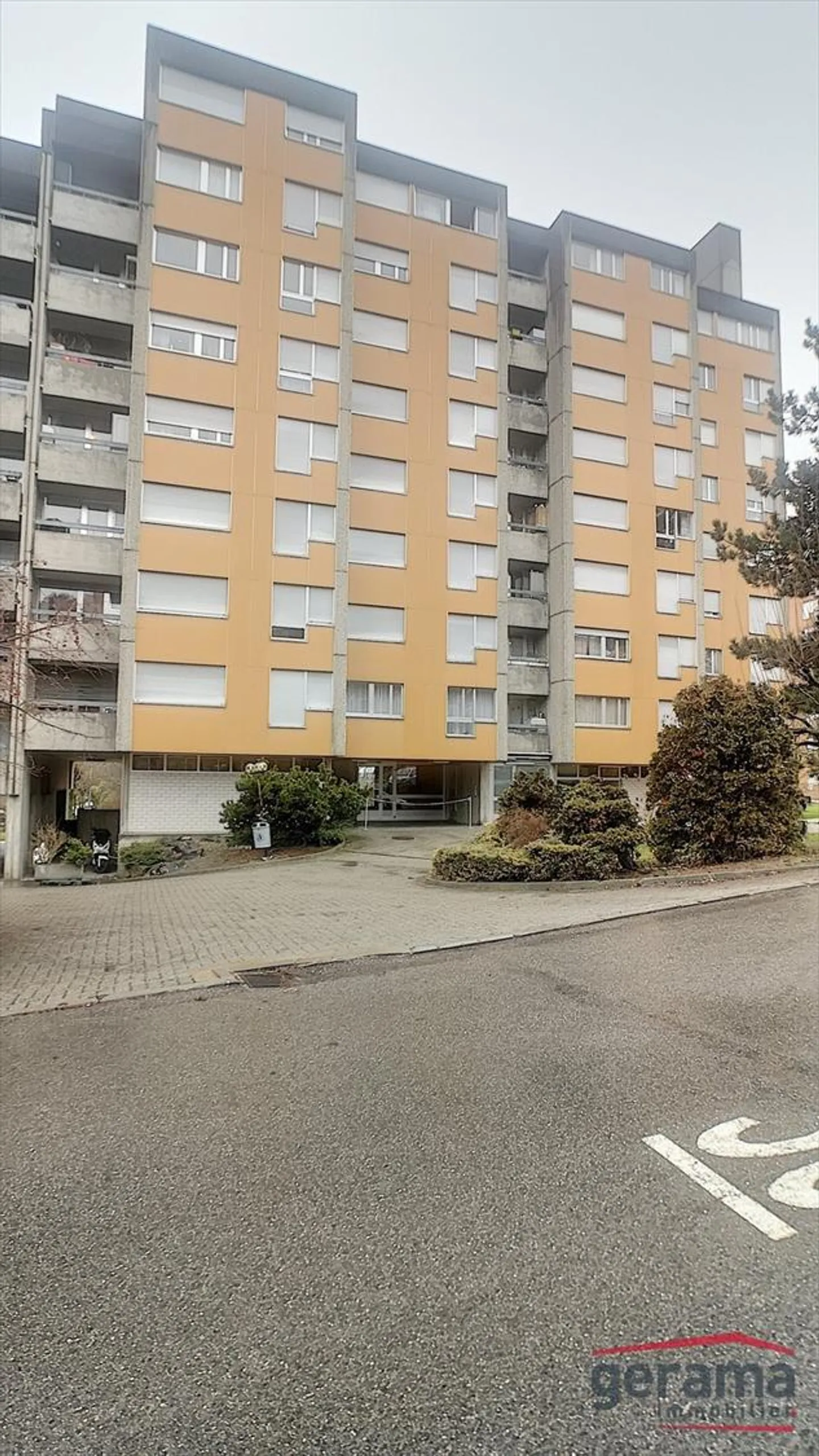 Appartement avec 3,5 pièces au 3ème étage rénové - Photo 6 sur 6