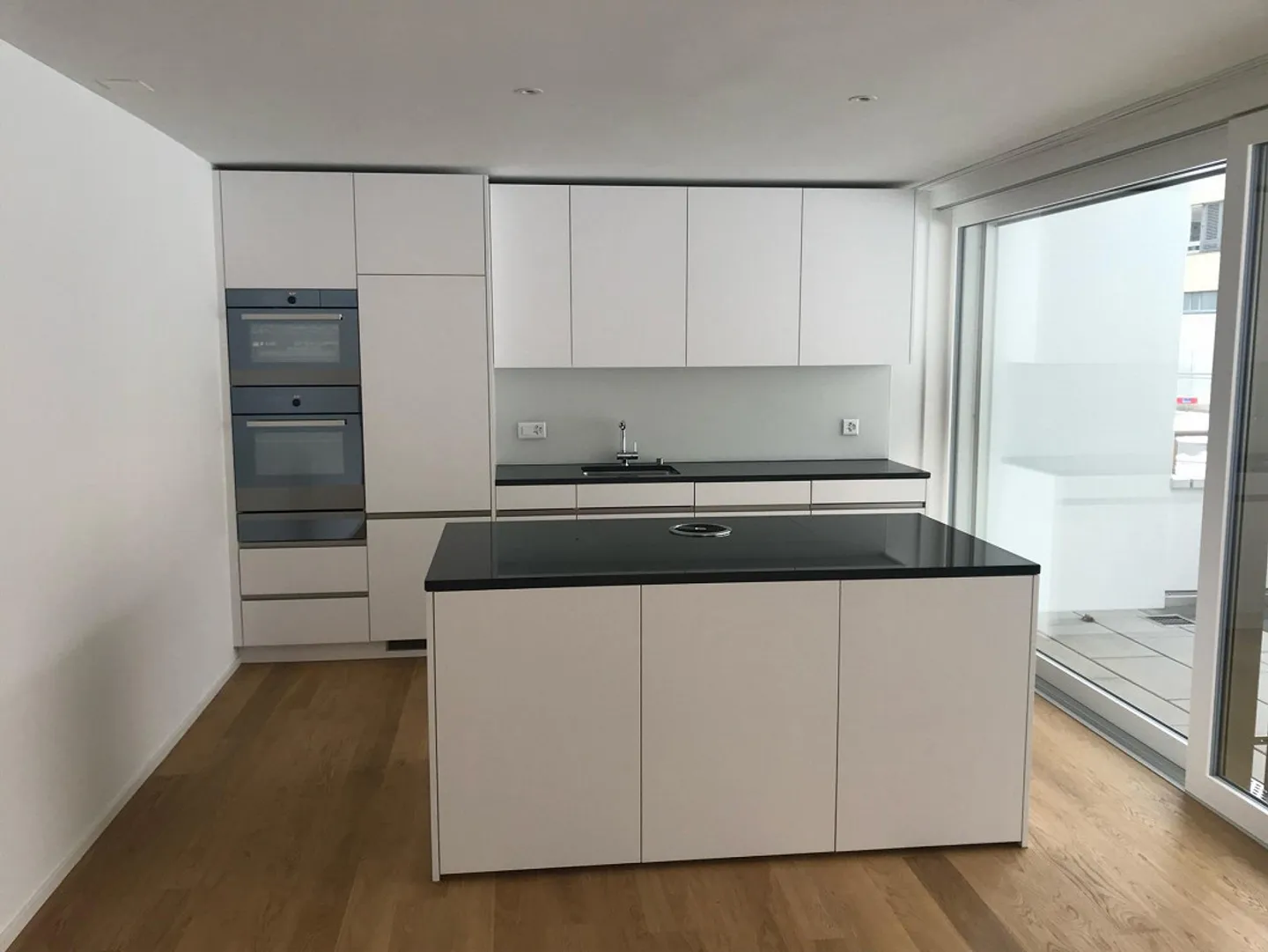 Condominio di nuova costruzione in affitto nel centro di Worb - Foto 3 di 8
