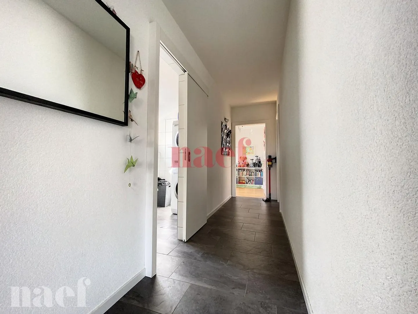 Geräumige 3,5-Zimmer-Wohnung im 2. Stock - Foto 4 von 7