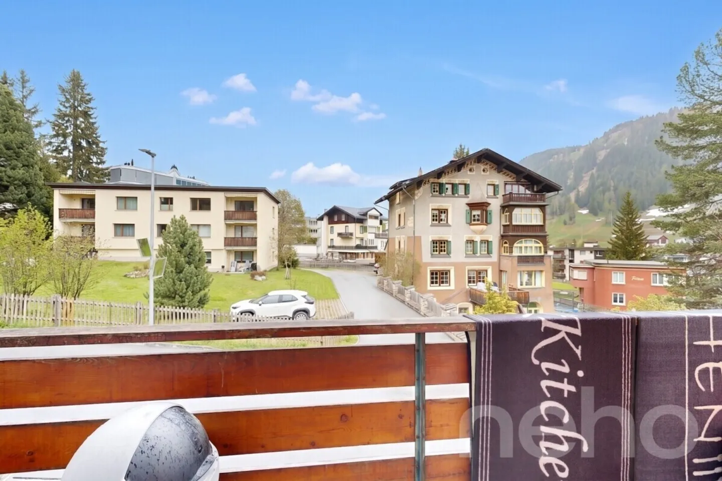 Appartamento affascinante di 4,5 stanze in una posizione tranquilla a Davos Platz - Foto 4 di 13
