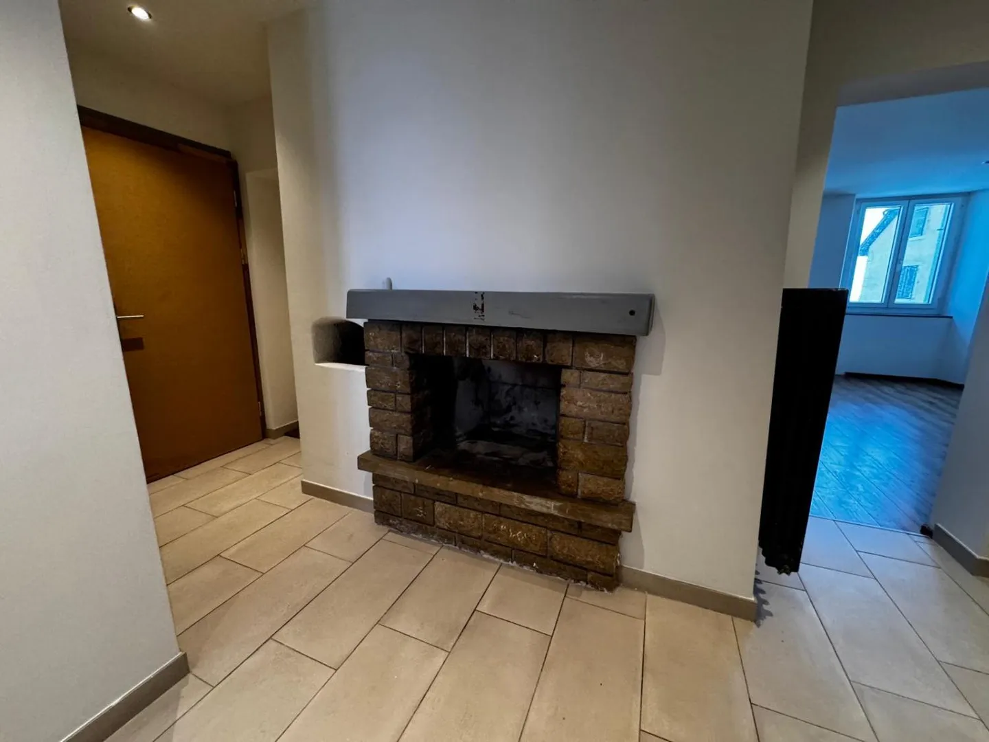 Appartamento di 3 stanze in affitto a Les Ponts-de-Martel - Foto 3 di 9