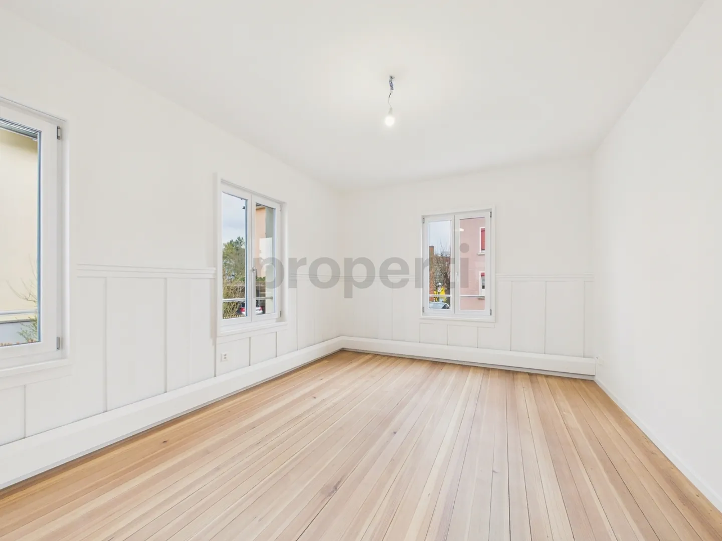Prima locazione dopo ristrutturazione di alta qualità: Casa unifamiliare moderna con 6 stanze, cantina e stazione di ricarica a Niederuzwil - Foto 7 di 13