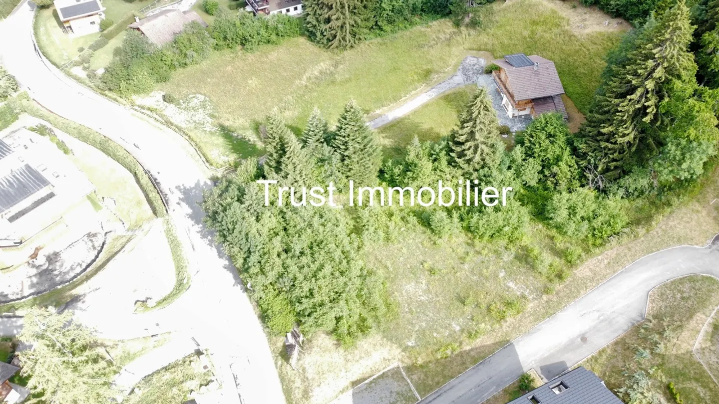 8002-MV-Gryon-Bebaubares Grundstück von 2.127 m², gelegen in der Chalet B Zone - Foto 3 von 3