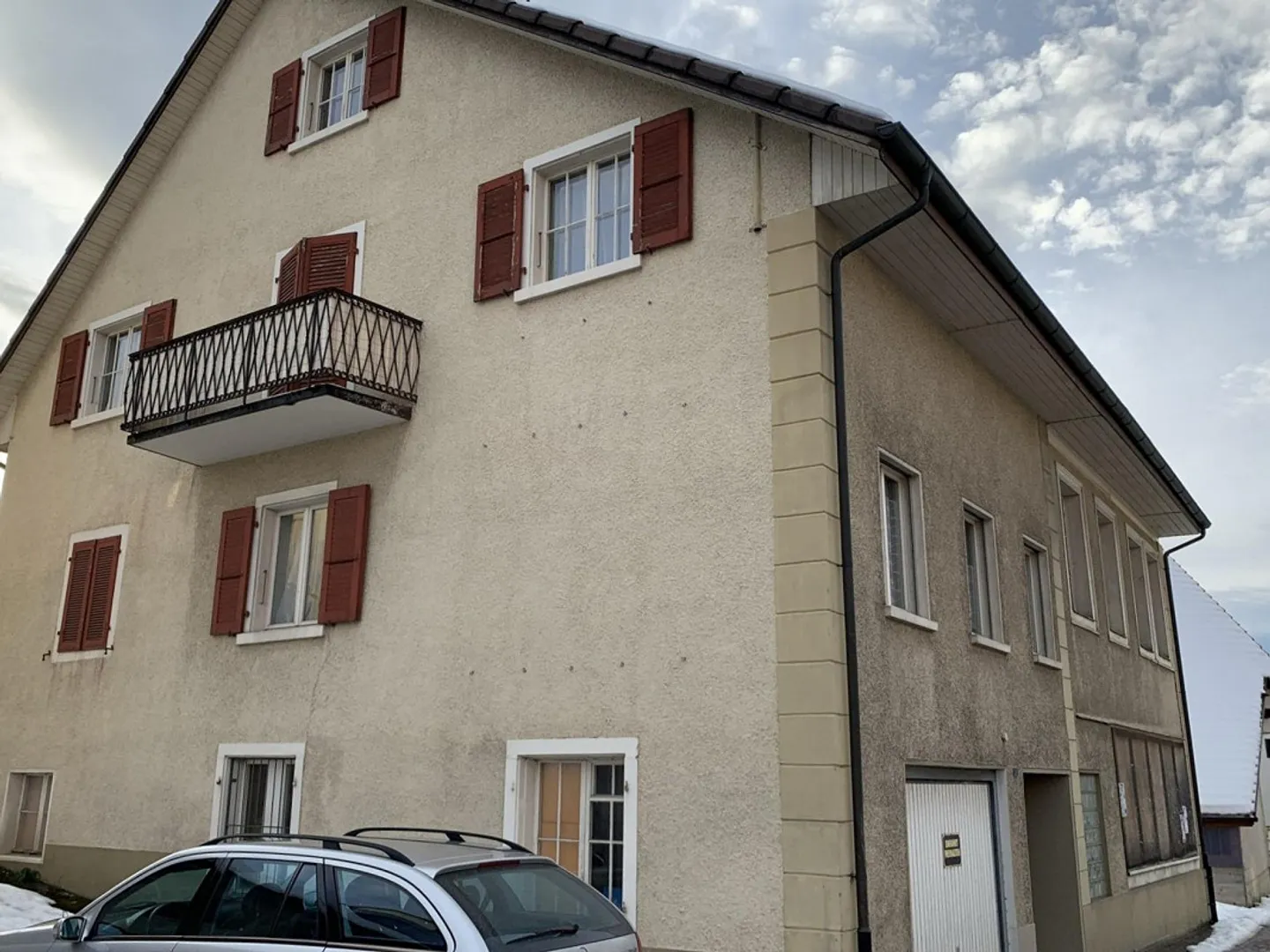Edificio residenziale con fienile e potenziale di sviluppo - Foto 6 di 6