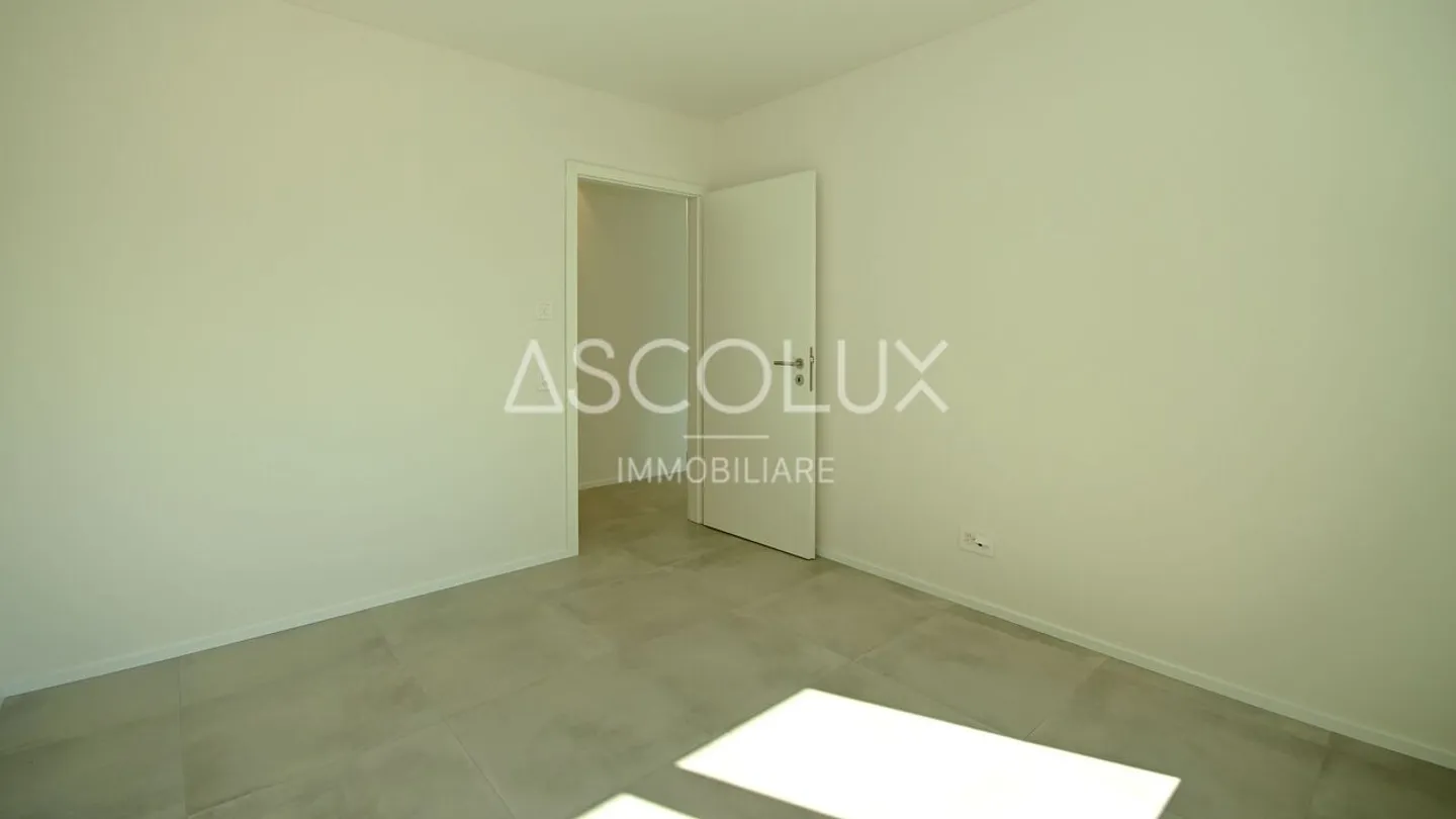 Ultimo appartamento 3.5 locali con giardino - Foto 6 di 13