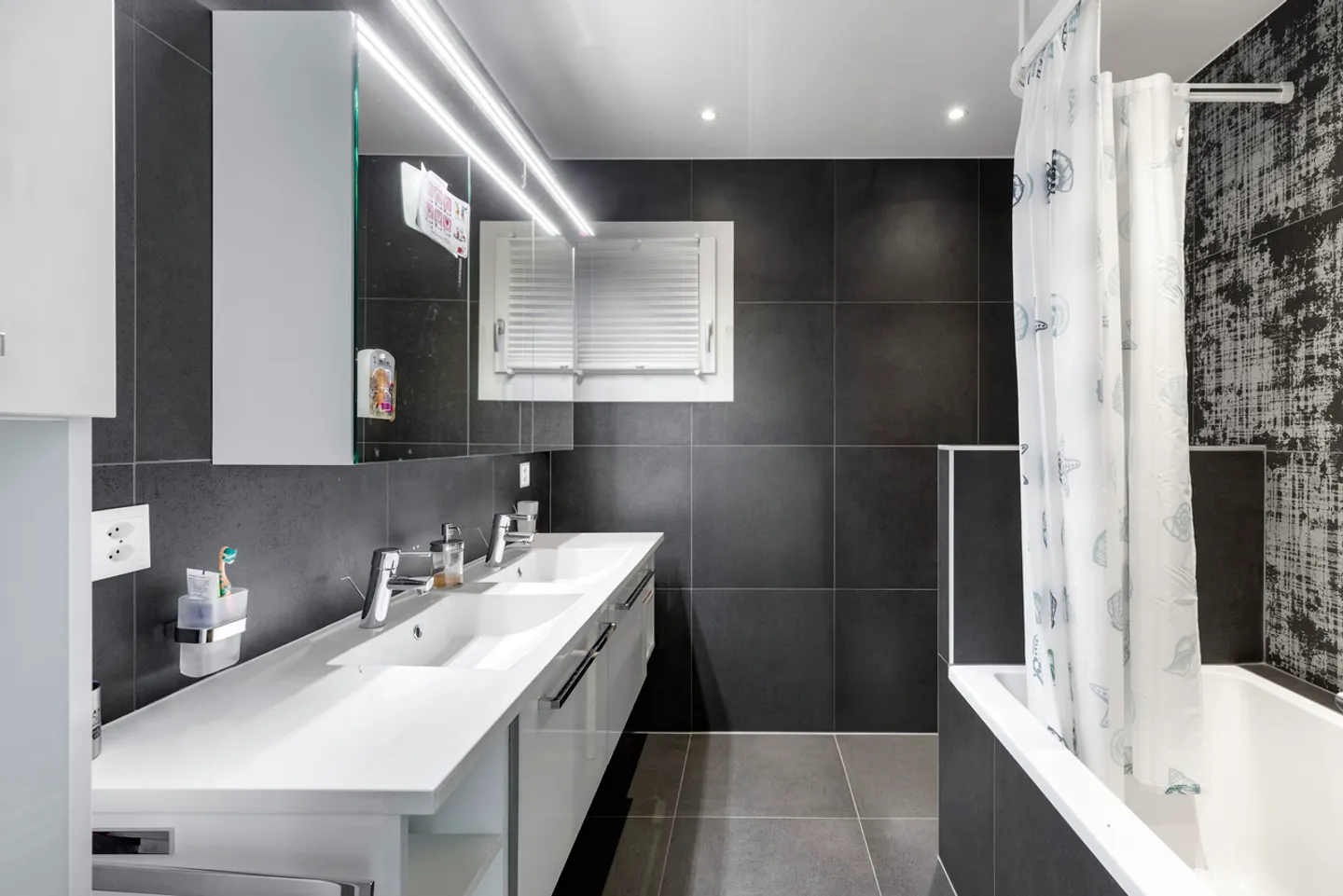 Magnifique villa individuelle contemporaine de 5.5 pièces - Photo 10 sur 12