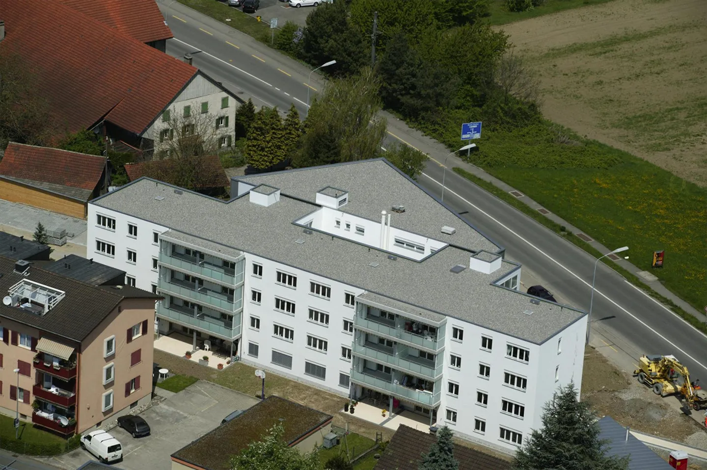 4.5 Room Apartment in Spreitenbach - Photo 1 of 2
