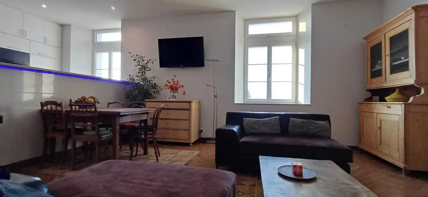 Appartamento contemporaneo di 4,5 locali in vendita in edificio ristrutturato - Foto 1 di 17