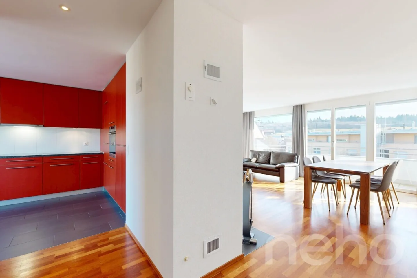 Bright Apartment with Dual Bathrooms - Photo 4 of 12