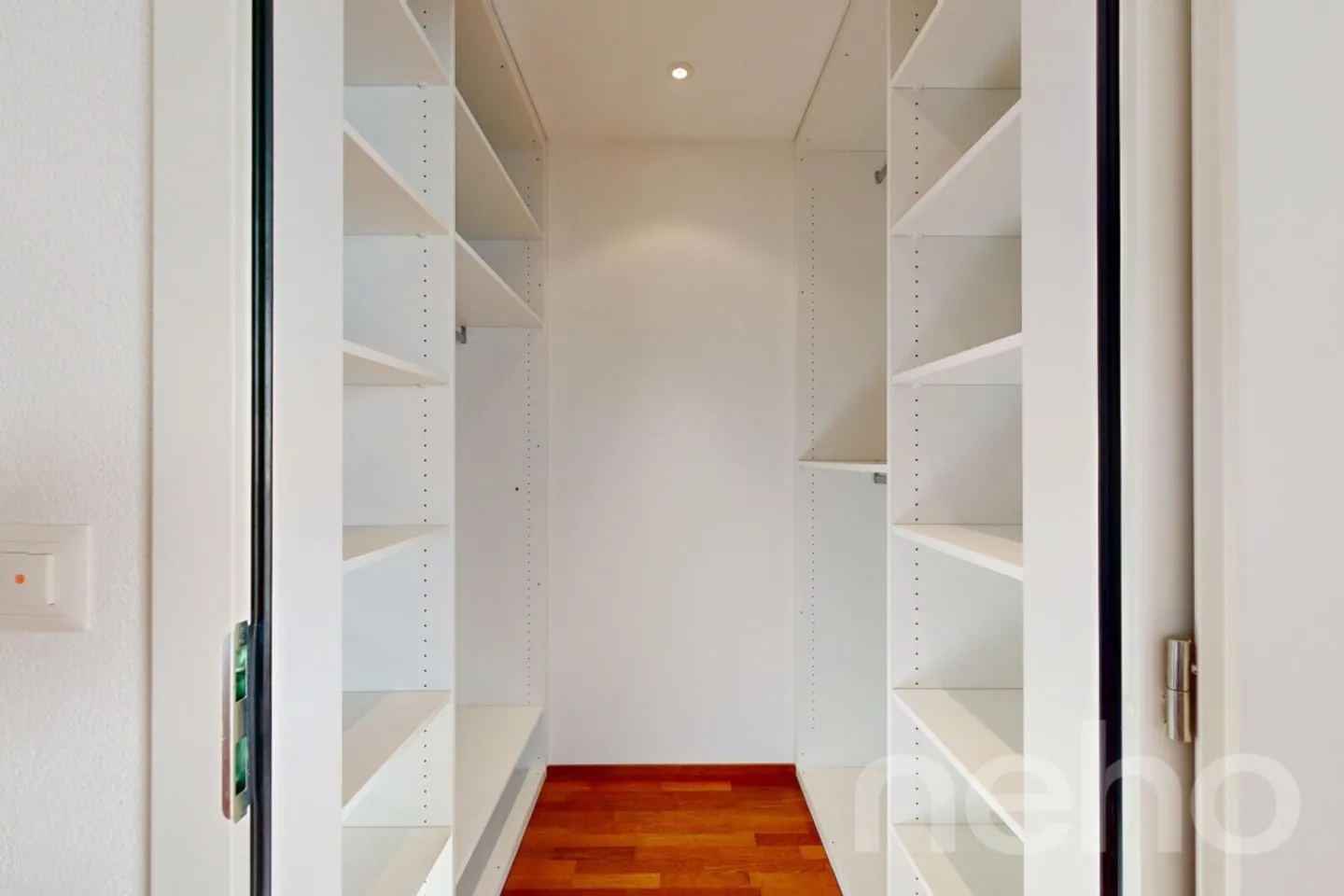 Bright Apartment with Dual Bathrooms - Photo 7 of 12