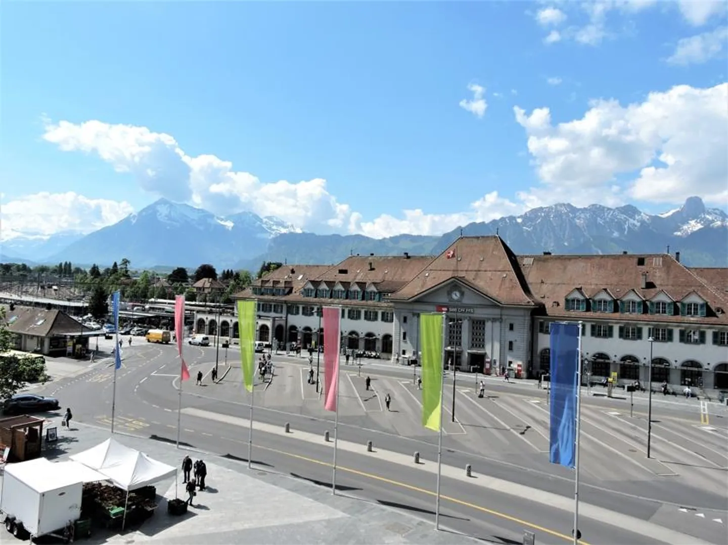 Living in the middle of the city - Photo 1 of 9