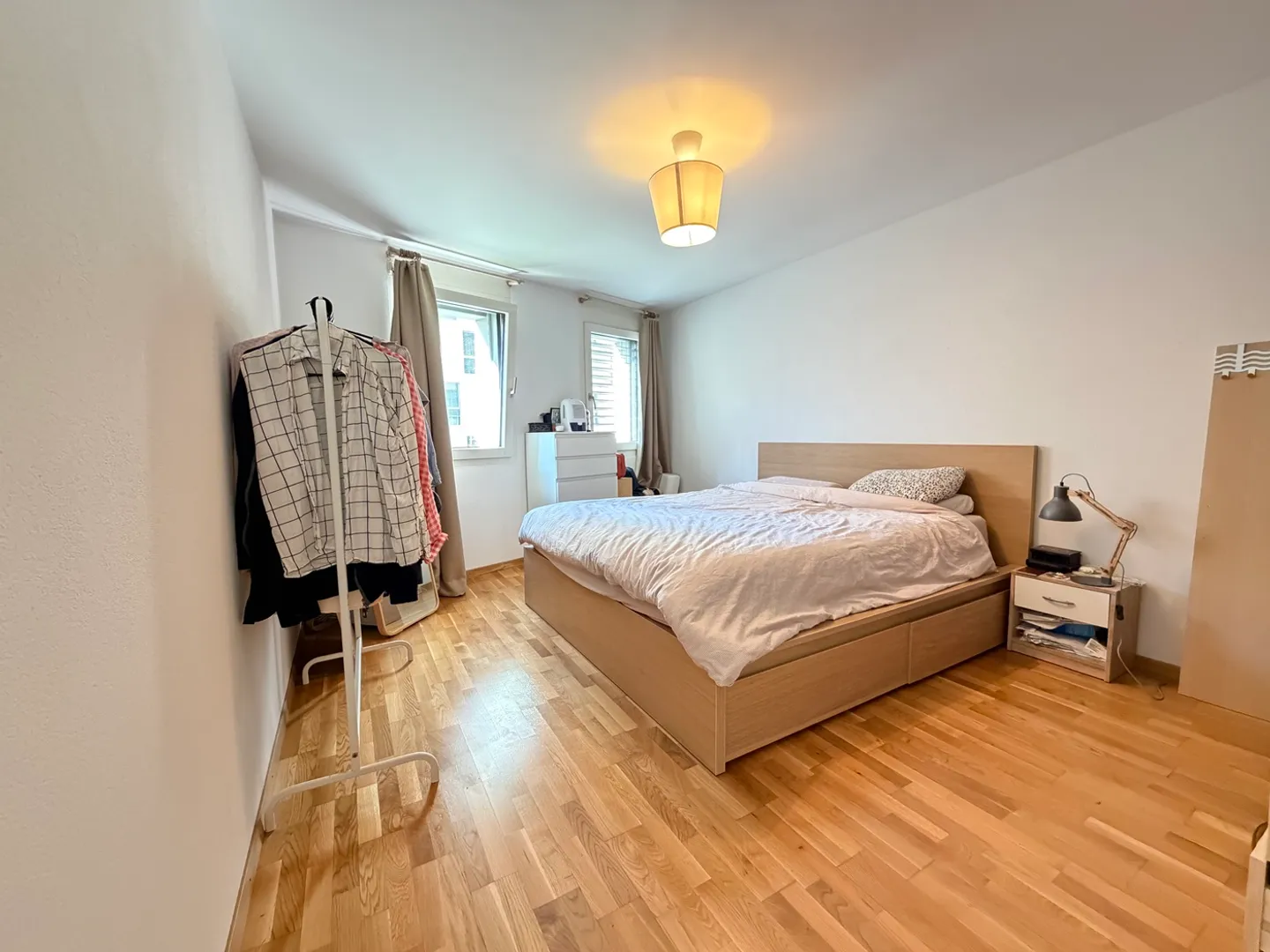 Charming Apartment with Open Kitchen - Photo 7 of 7