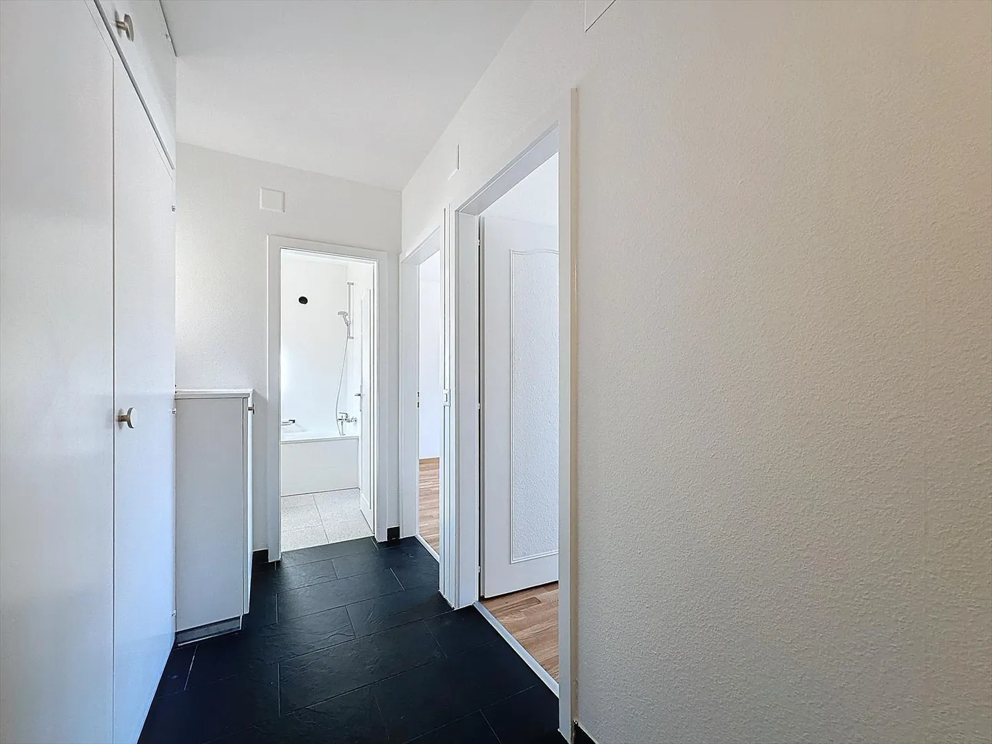4.5 Room Apartment - Photo 5 of 10