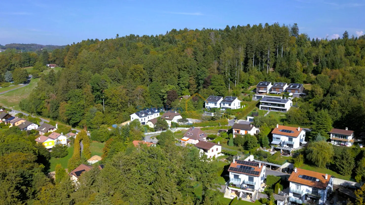 Villa adjacente dans la nature - Photo 1 sur 11