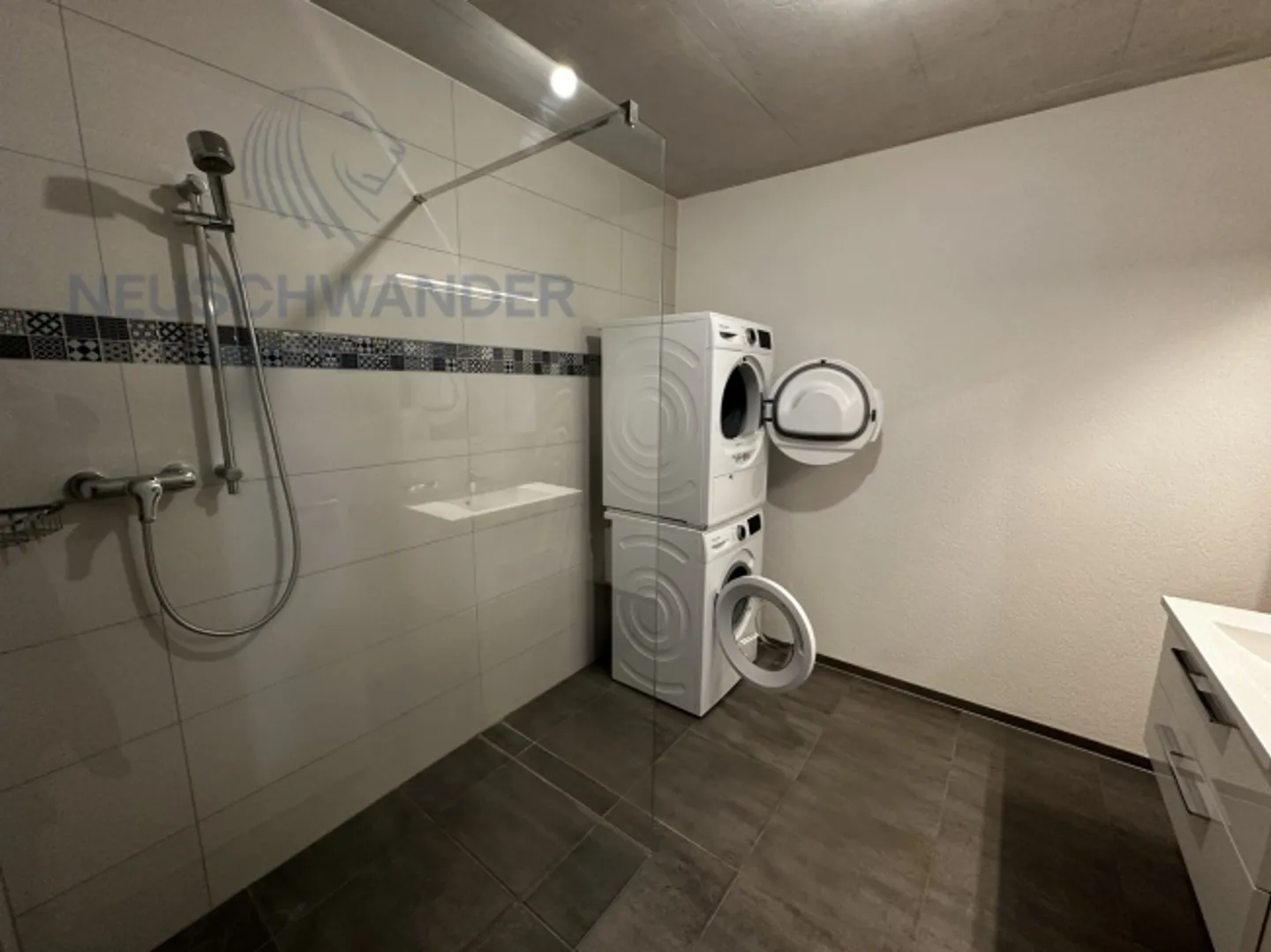 Licht, Ruhe und Komfort. Ihr neues Zuhause erwartet Sie! - Foto 4 von 10