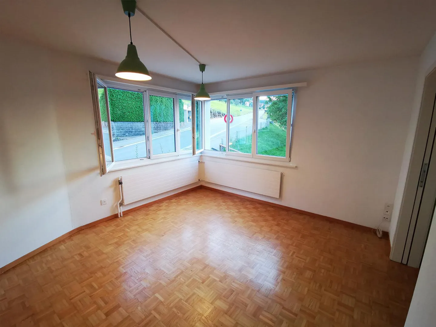 Spacious 2.5 Room Apartment - Photo 6 of 12