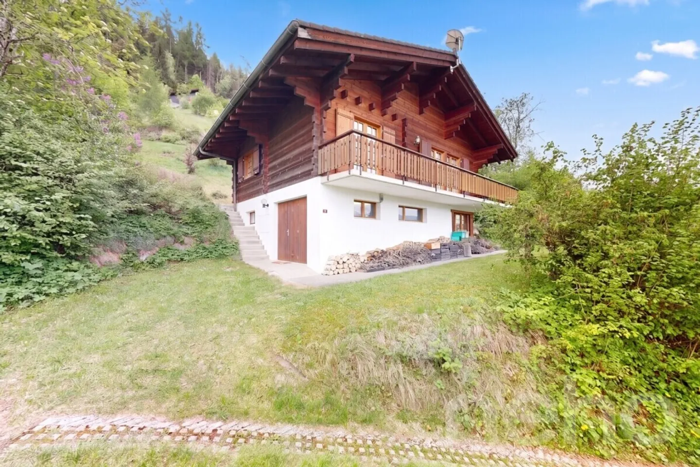 Authentic Log Cabin in the Heights of Grône - Photo 5 of 12