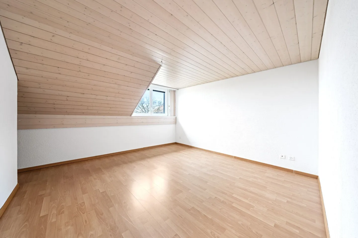 Family-friendly 5.5 room semi-detached house - Photo 7 of 13