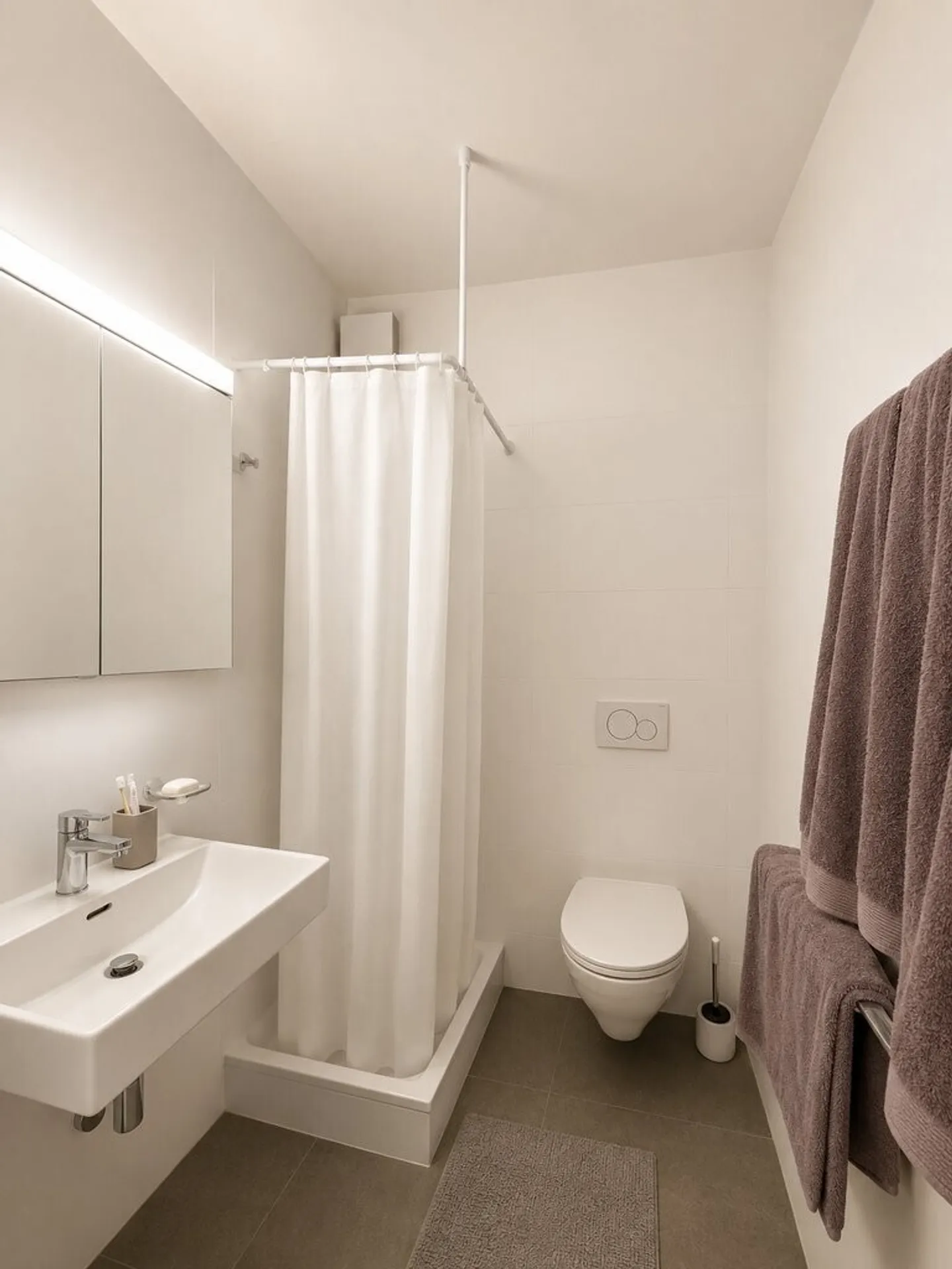 1-room apartment - Lausanne train station area - Photo 5 of 6