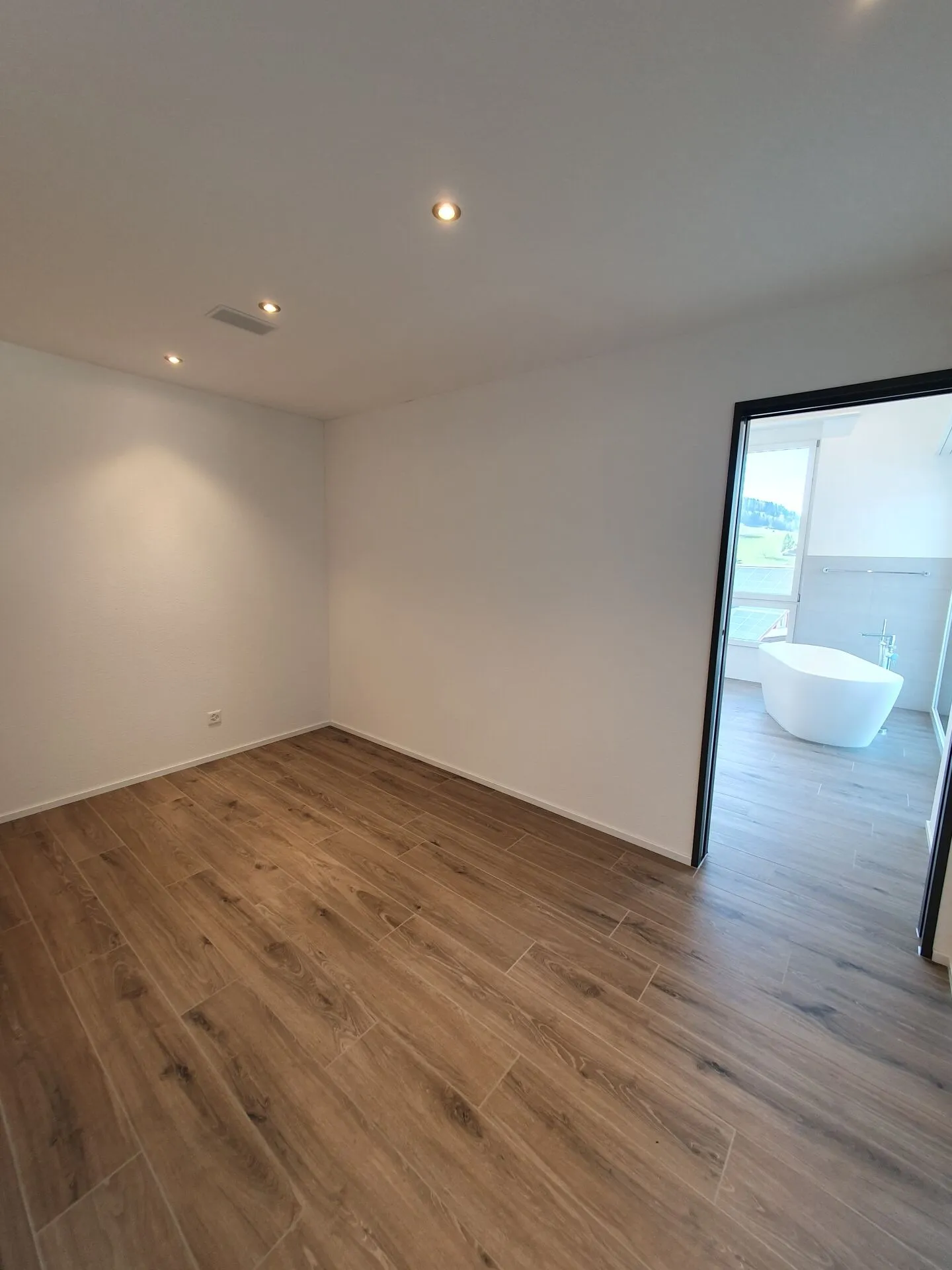 Affitto: Appartamento attico di 4,5 stanze - Foto 10 di 14