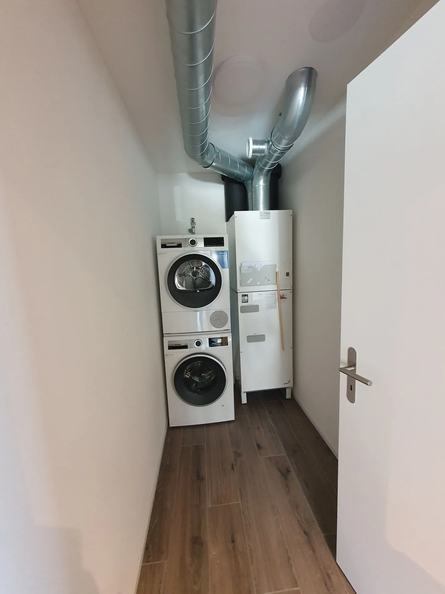 Affitto: Appartamento attico di 4,5 stanze - Foto 13 di 14