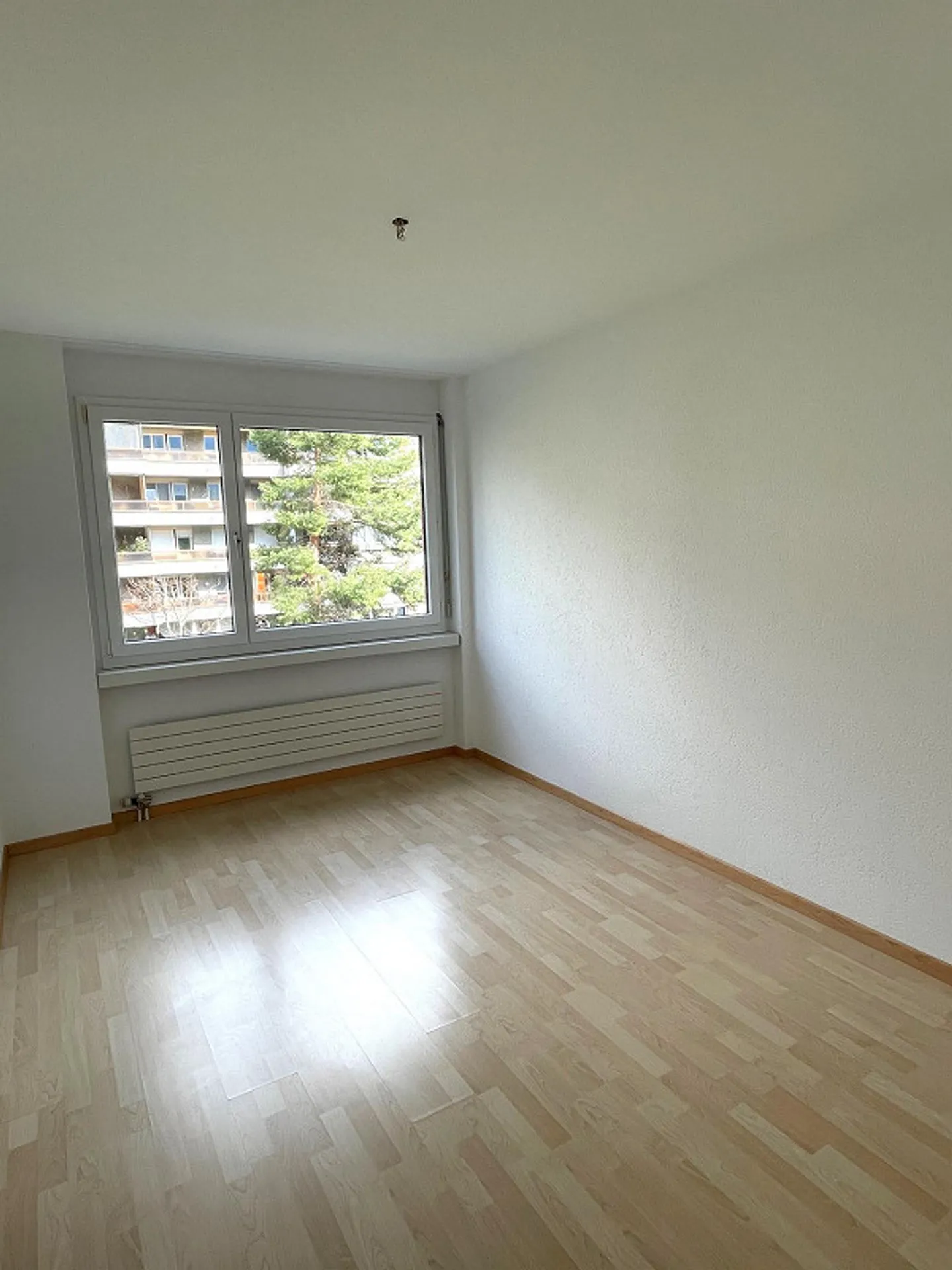 Appartement moderne de 5,5 pièces - Photo 7 sur 13