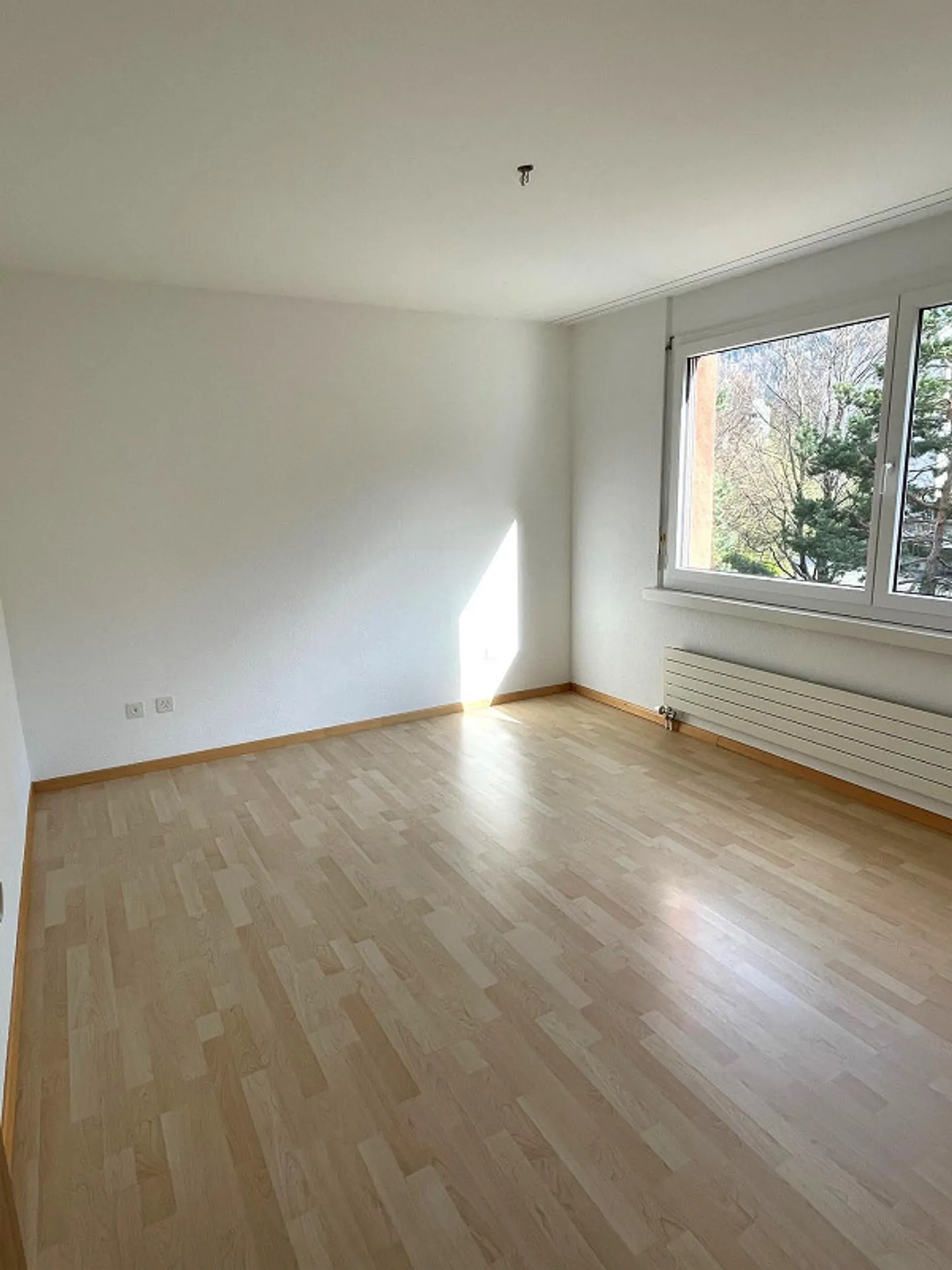Appartement moderne de 5,5 pièces - Photo 8 sur 13