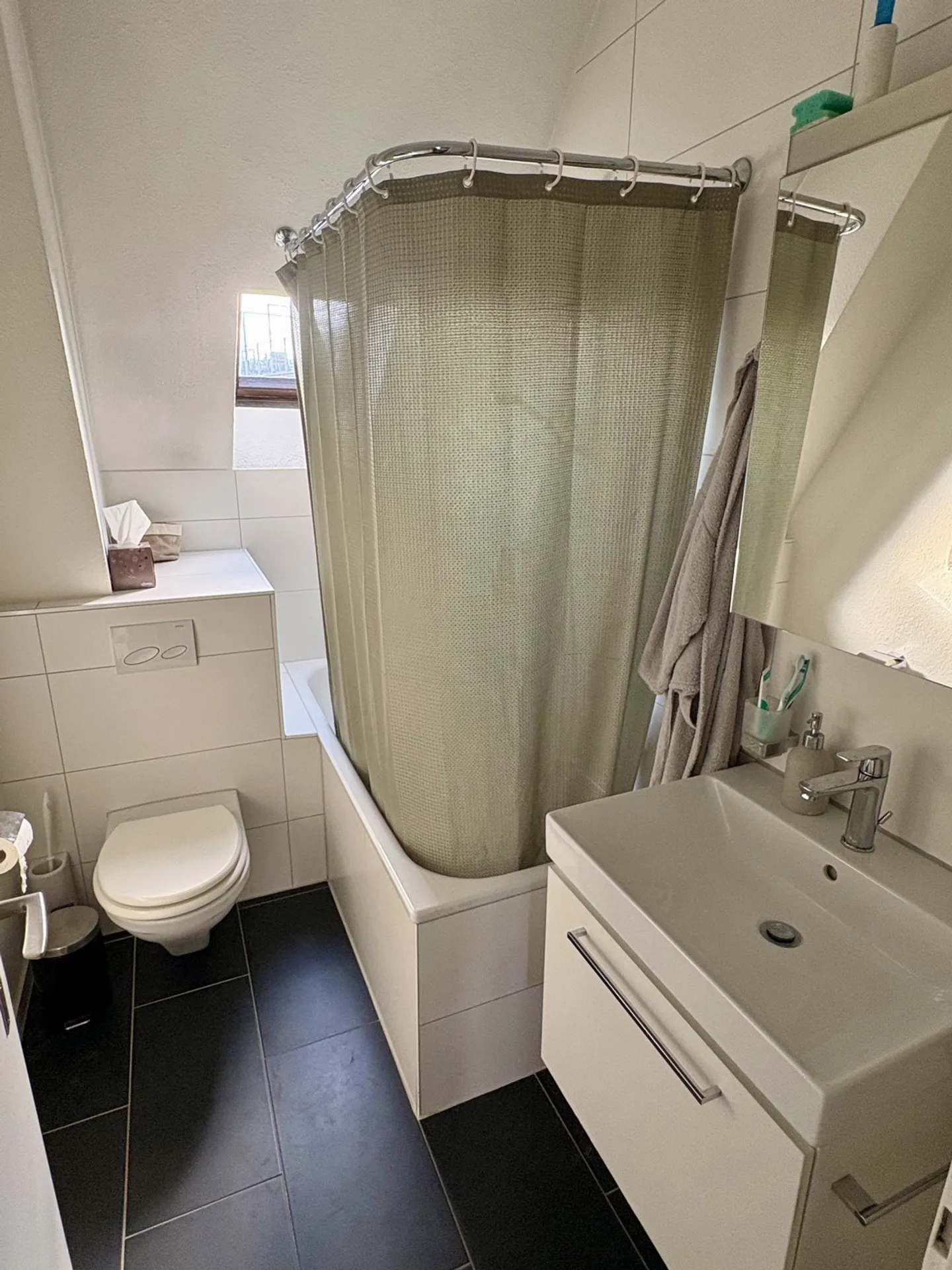 Unique Maisonette with Private Rooftop Terrace - Photo 4 of 7