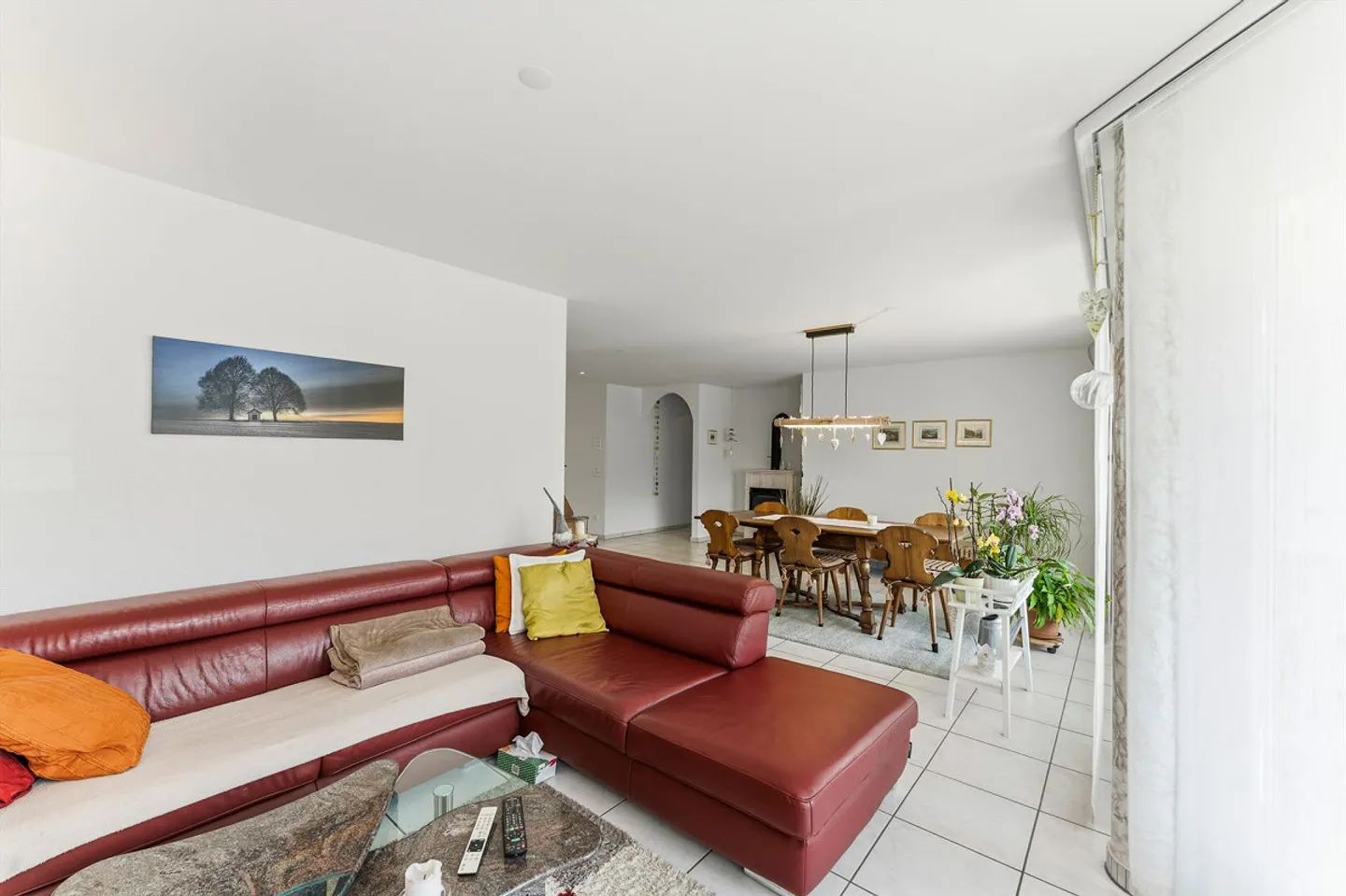 Spacious 5.5-room condominium with two balconies - Photo 13 of 15