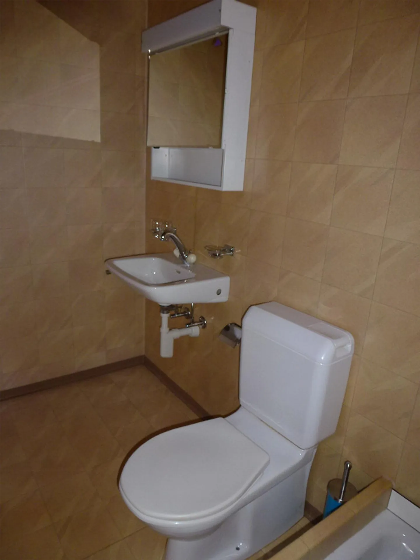 Appartamento accogliente con 2 camere, ideale per singoli - Foto 4 di 7