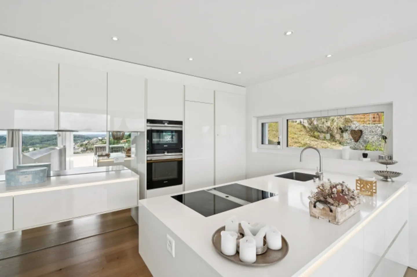 Maison individuelle spacieuse avec vue imprenable et beaucoup d'espace de vie - Photo 4 sur 13