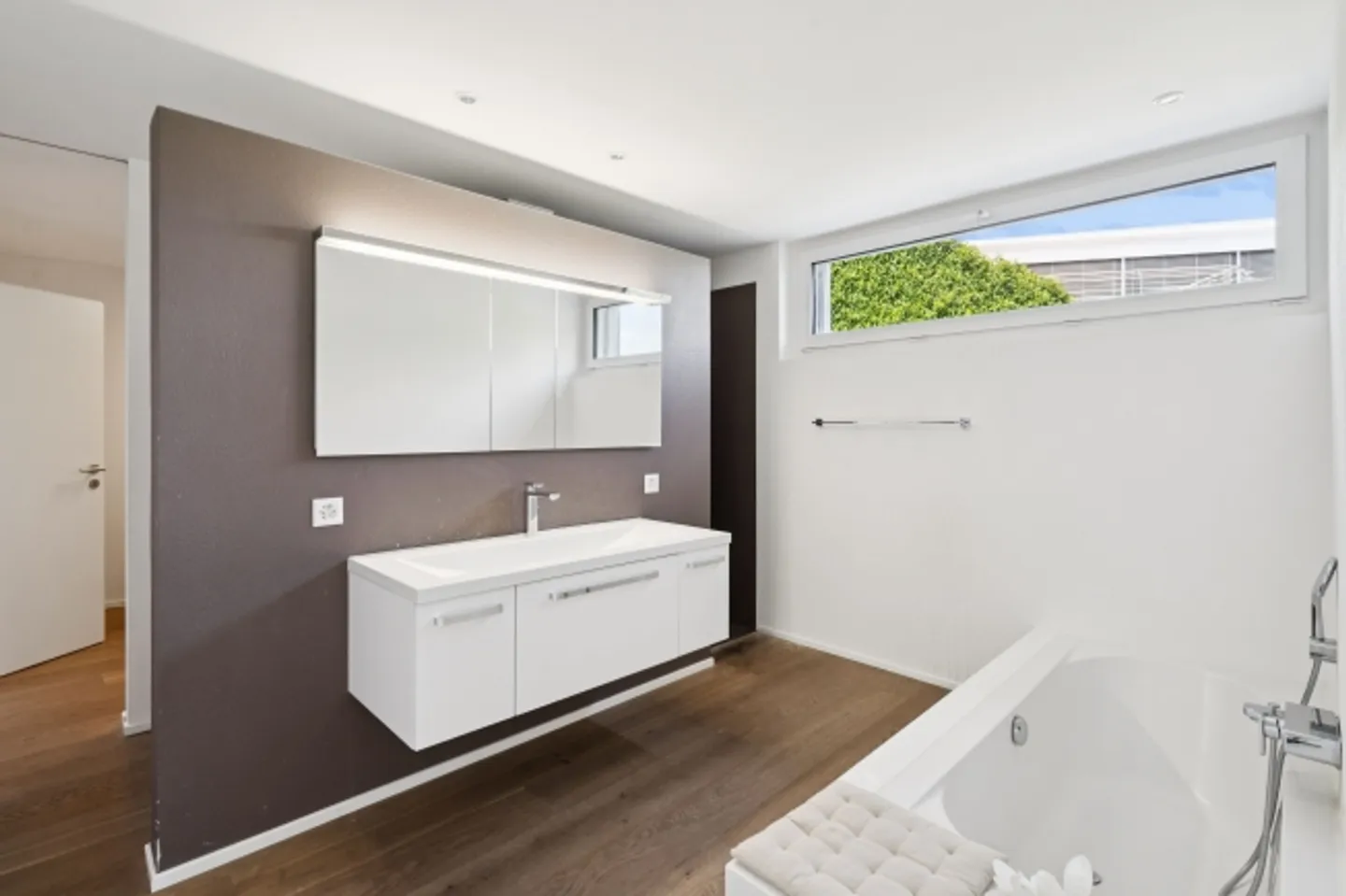 Maison individuelle spacieuse avec vue imprenable et beaucoup d'espace de vie - Photo 9 sur 13