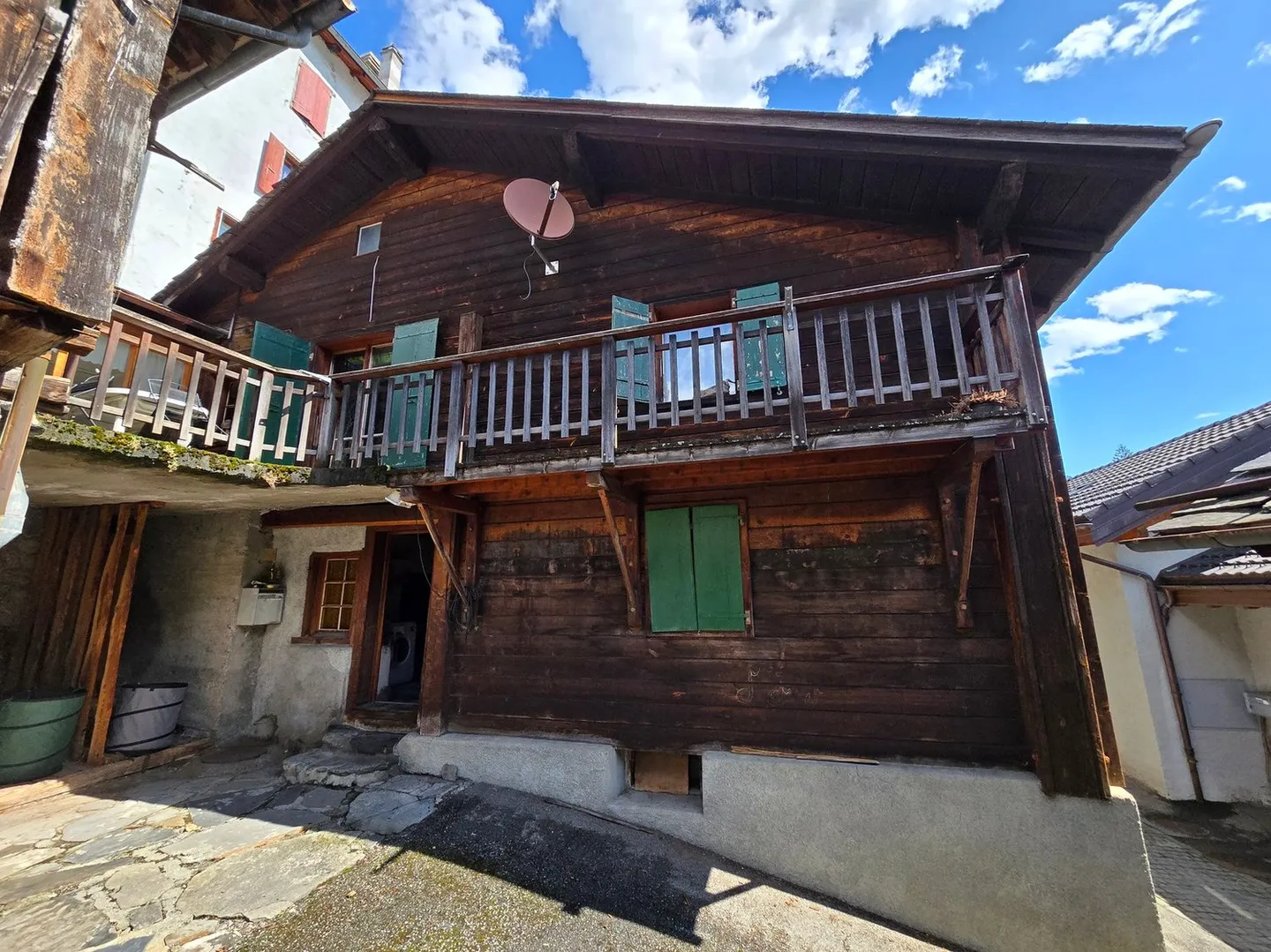 Haus, Scheune, Raccard, Grundstücke - Salvan - Großes Potenzial - Foto 1 von 13