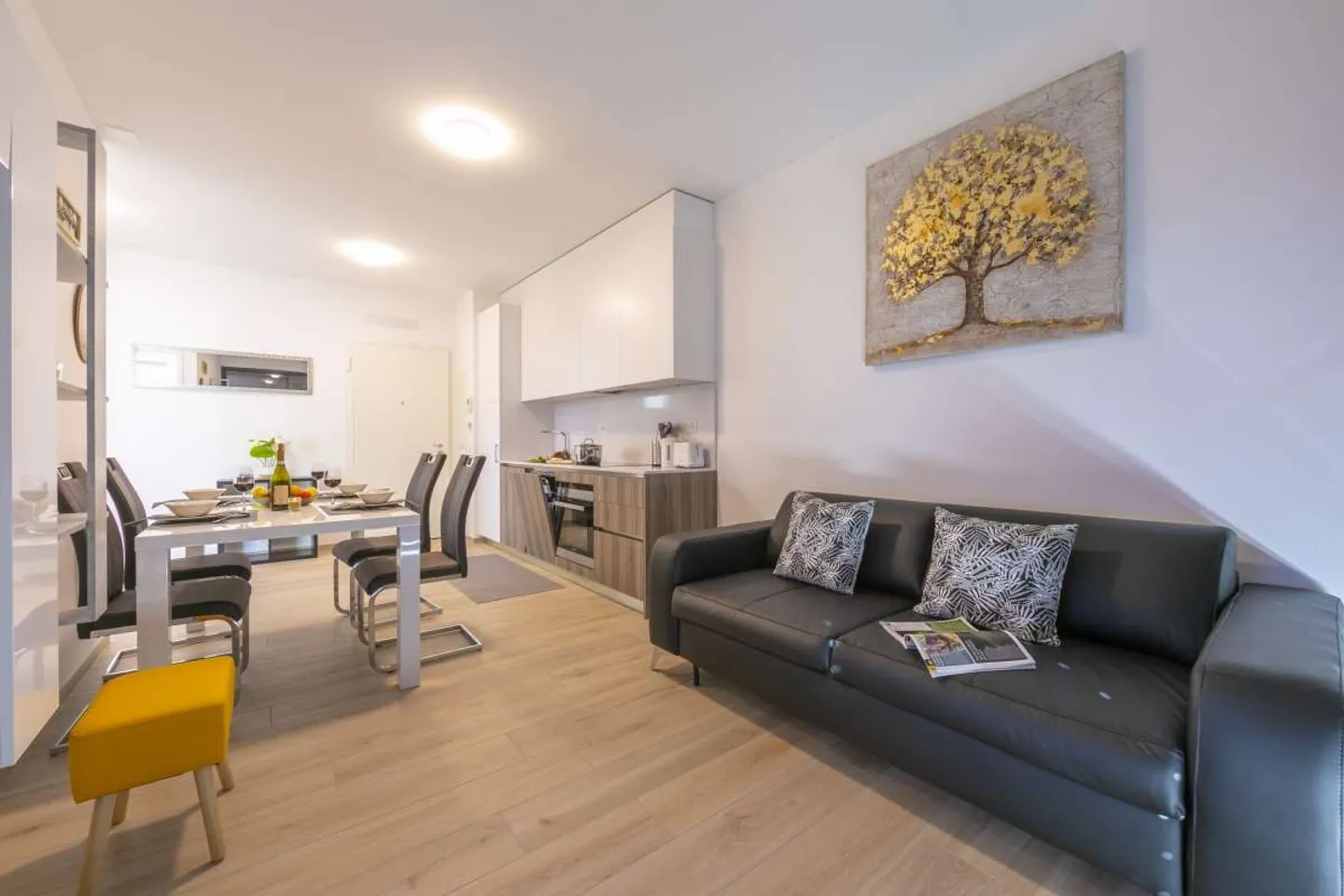 Bel appartement de 2,5 pièces à Viganello - Photo 3 sur 8