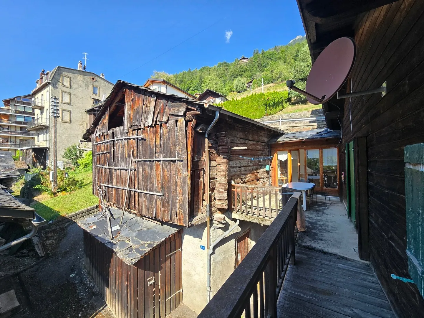 Haus, Scheune, Raccard, Grundstücke - Salvan - Großes Potenzial - Foto 3 von 13