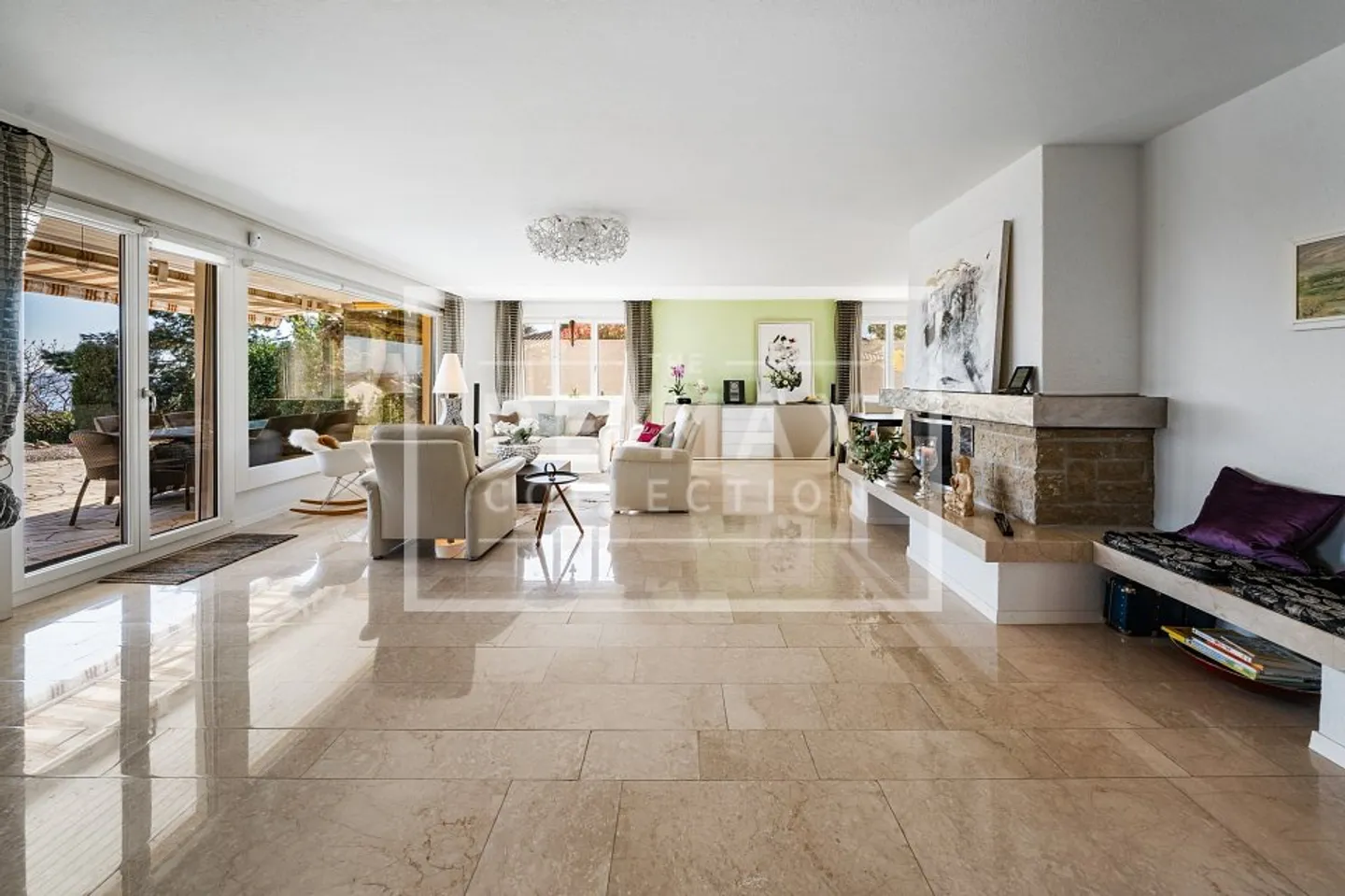 Luxury villa with panoramic view of Lake Murten - Photo 2 of 13