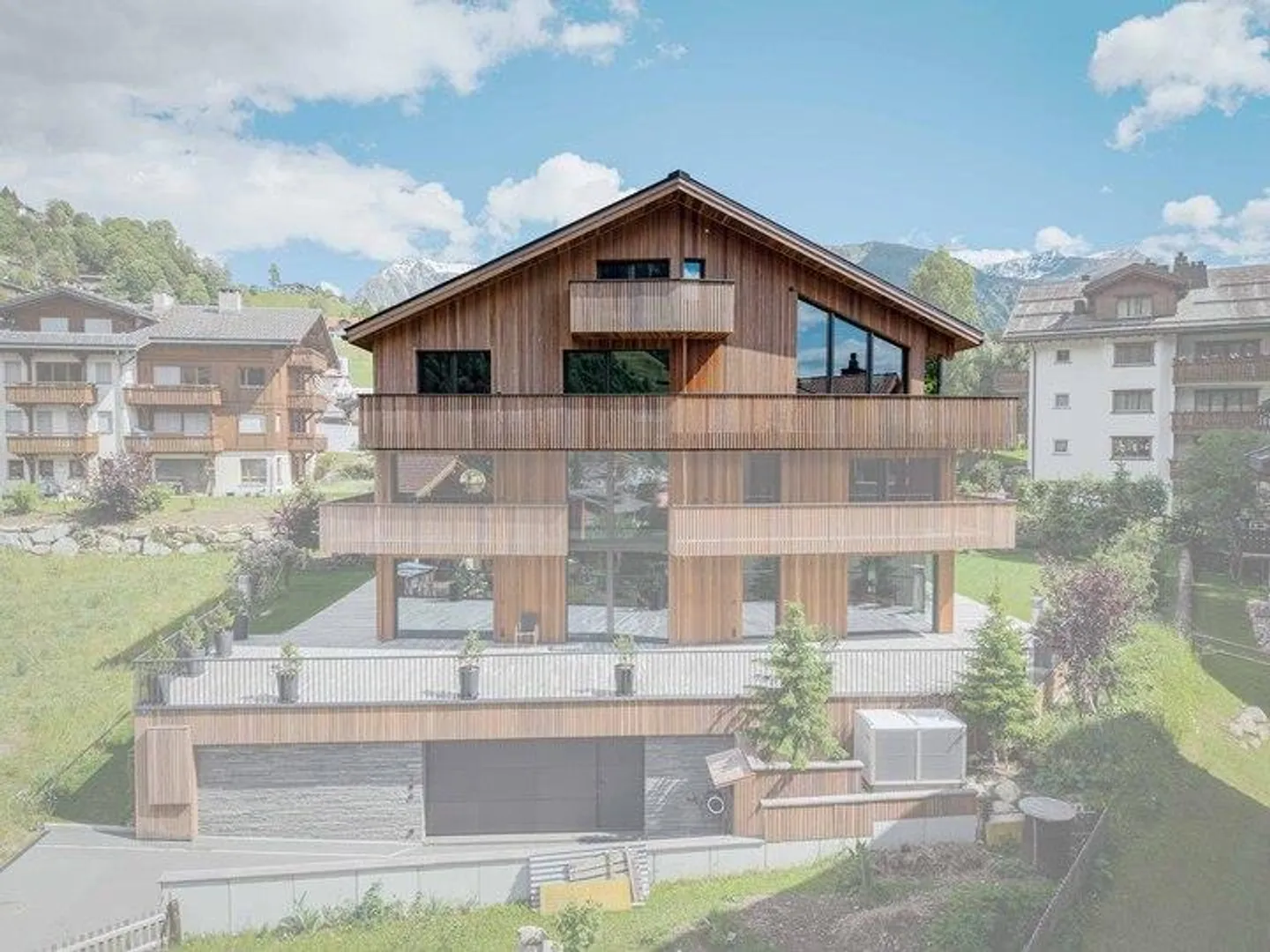 Luxury Penthouse in Klosters - Photo 7 of 8